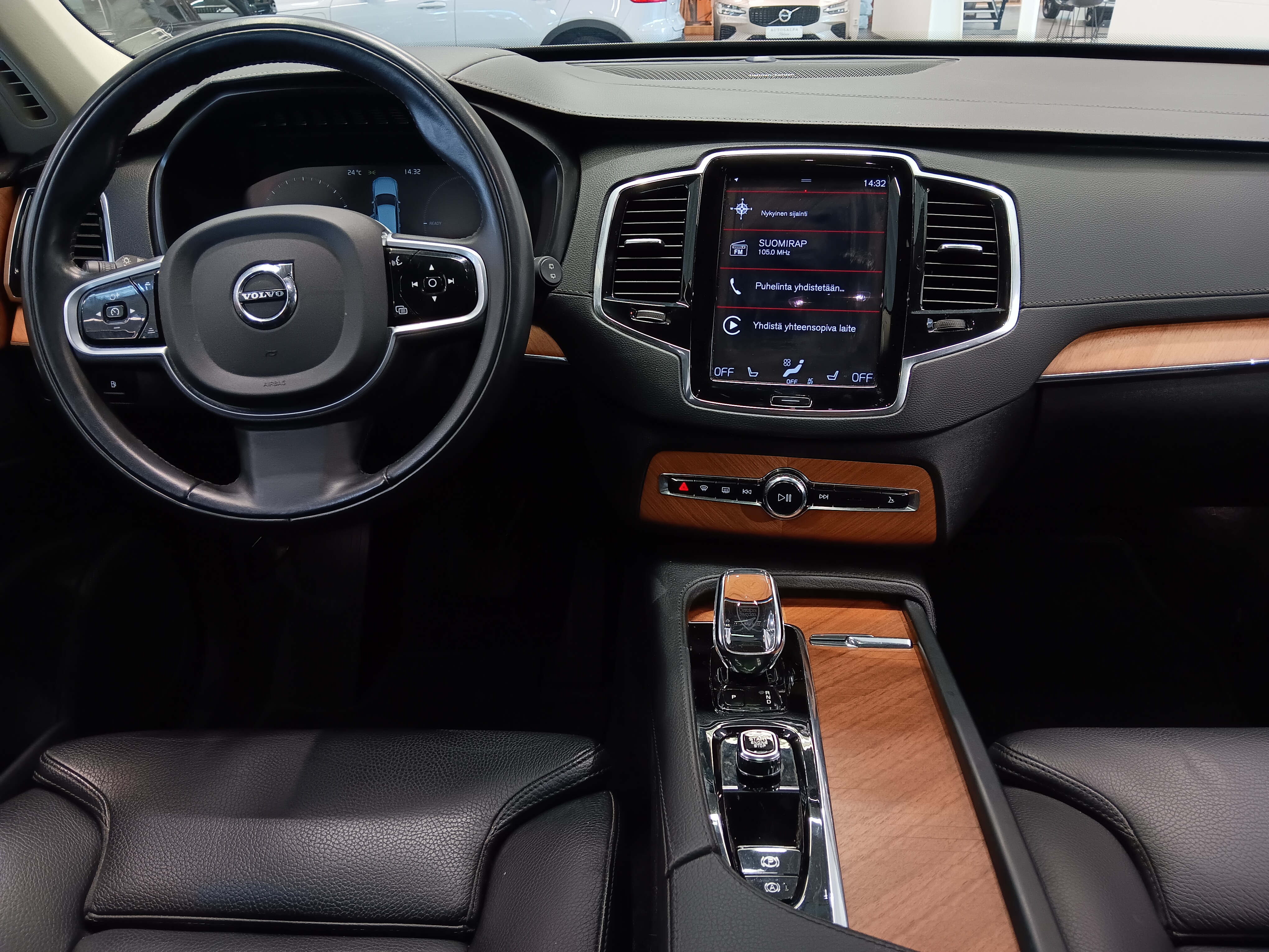 Volvo XC90 T8 AWD LONG RANGE HIGH PERFORMANCE INSCRIPTION AUT