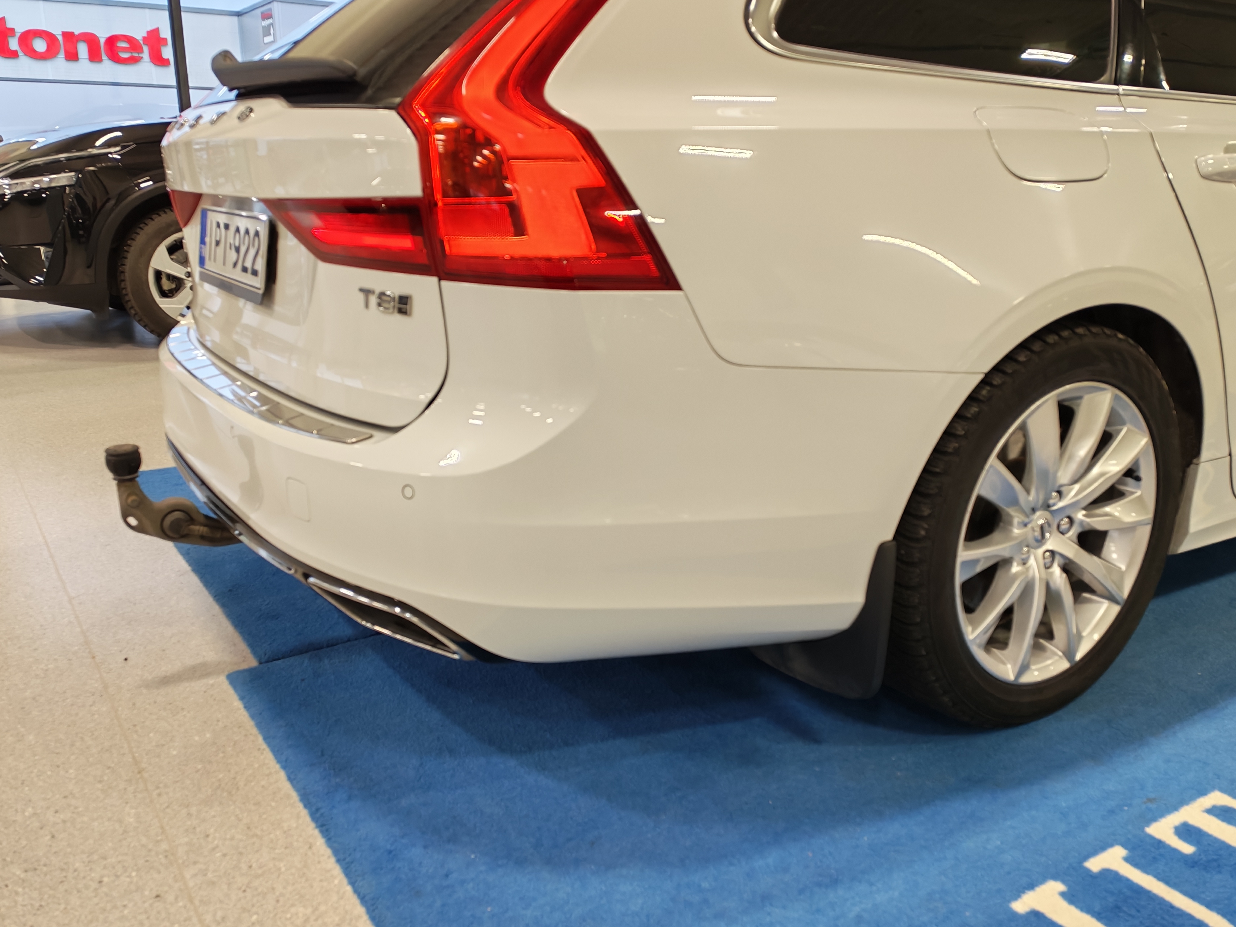 Volvo V90 T8 TWE AWD MOMENTUM TAKUU 24KK/40TKM