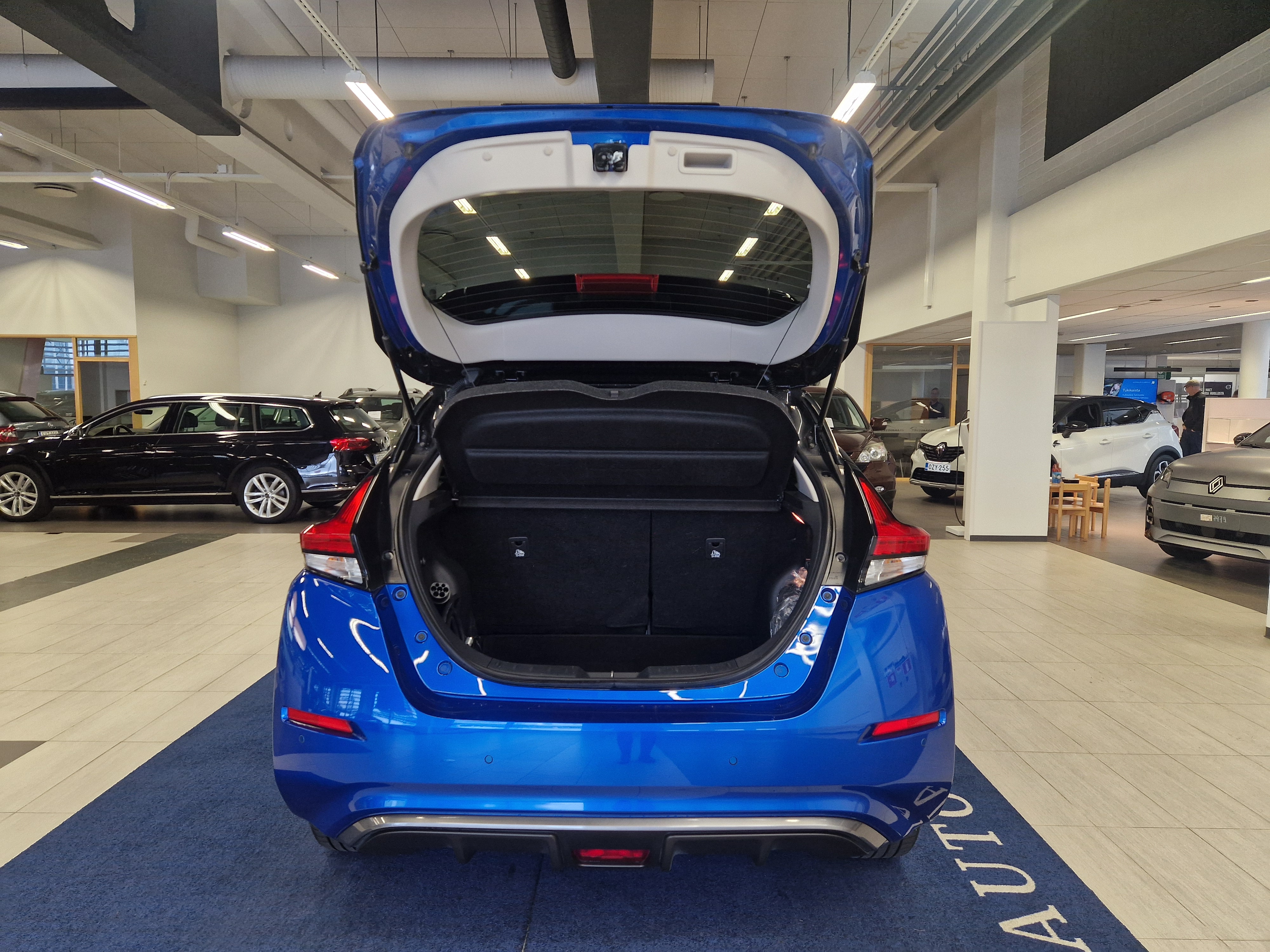 Nissan LEAF N-CONNECTA 39 KWH LED.