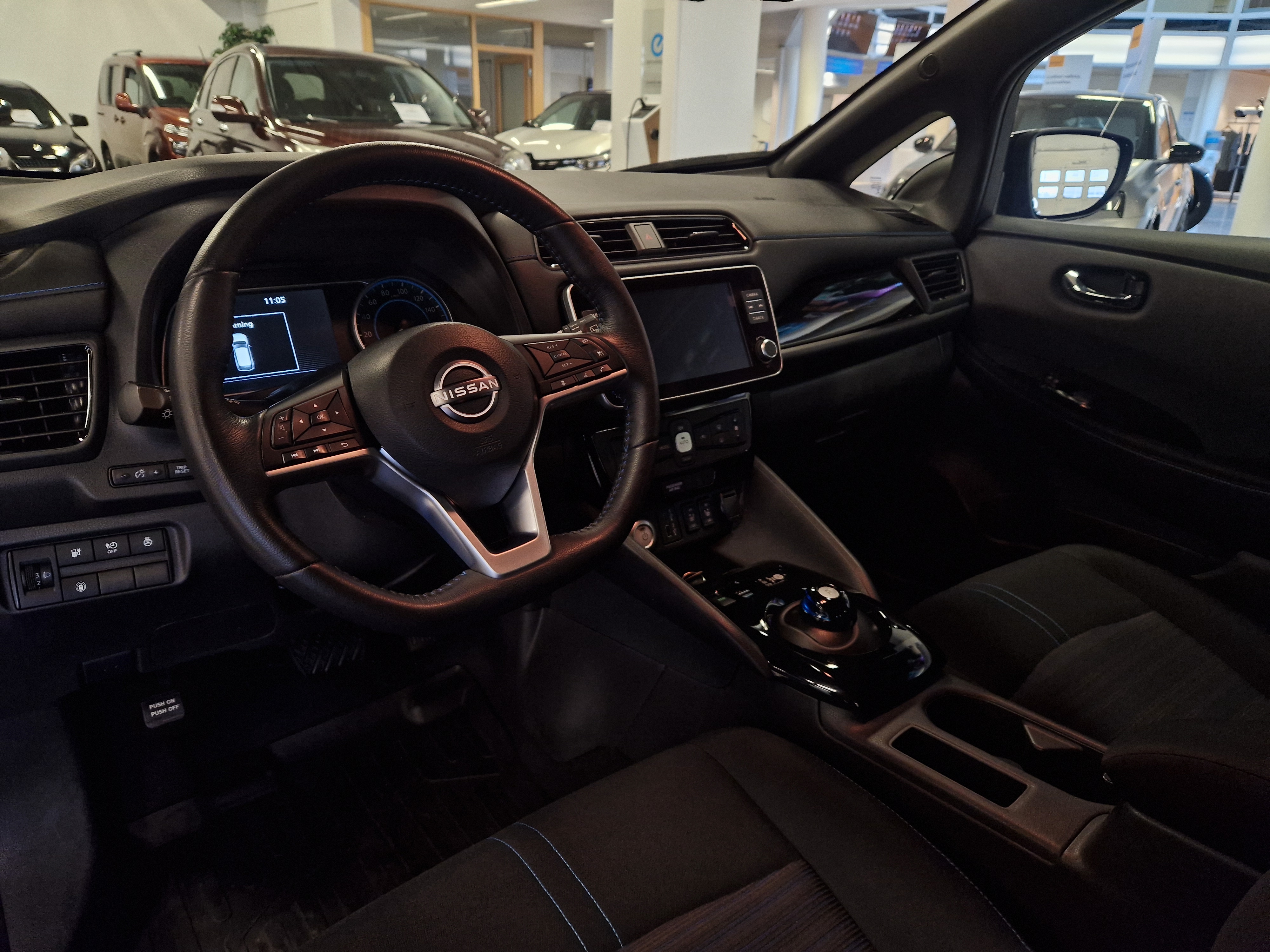 Nissan LEAF N-CONNECTA 39 KWH LED.