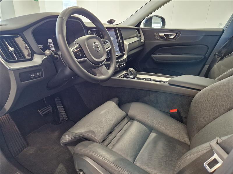 Volvo XC60 2023, kuva 6/28