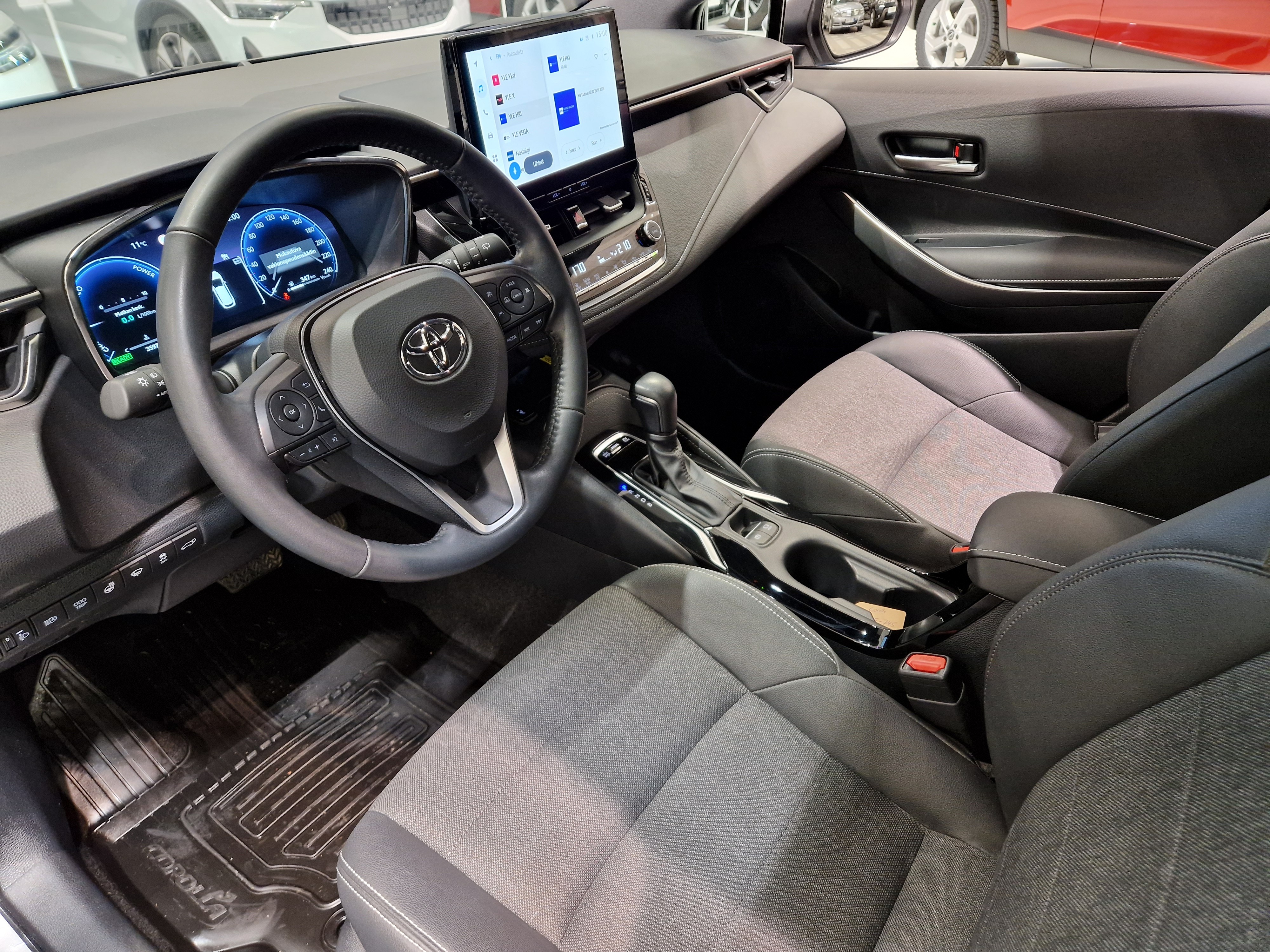 Toyota COROLLA TOURING SPORTS 1,8 HYBRID LAUNCH EDITION