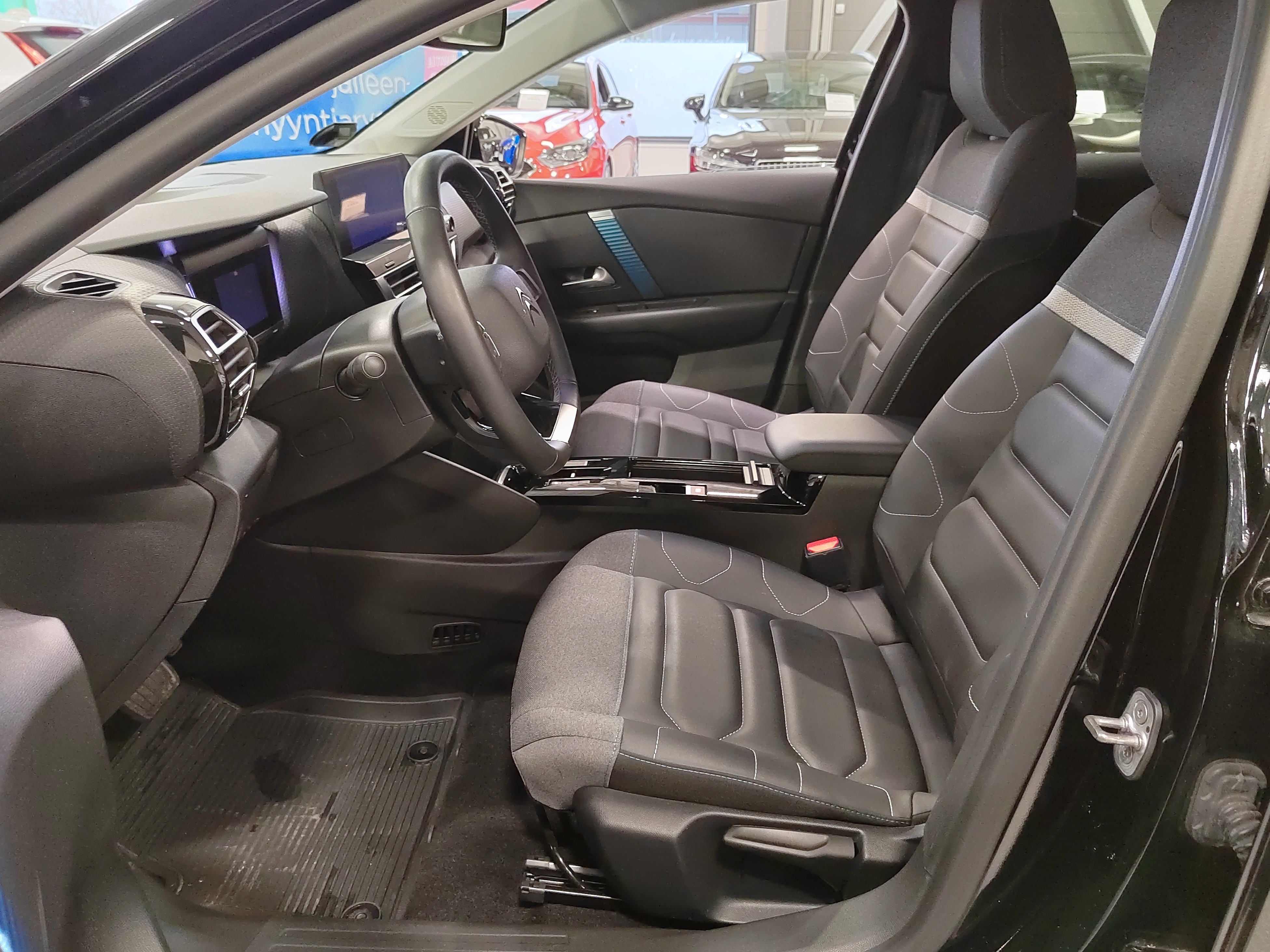 Citroen C4 FULL ELECTRIC 136 SHINE COMFORT SELECTION 50 KWH A