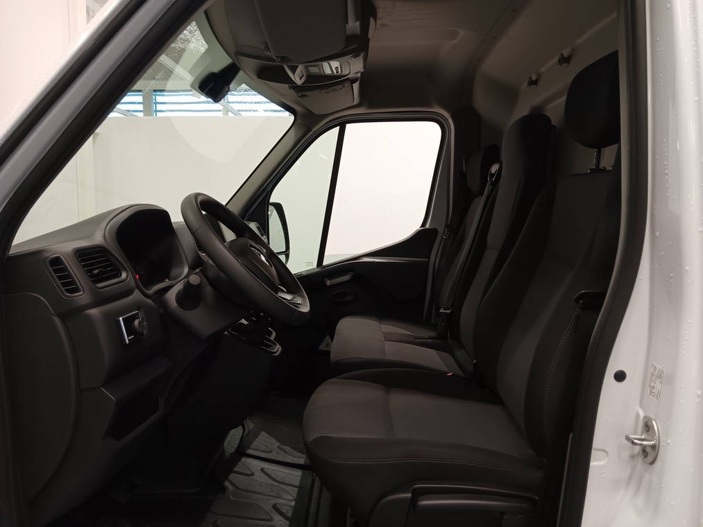 Renault MASTER BLUE DCI 150 L3H2 13M3 NAVI EDITION