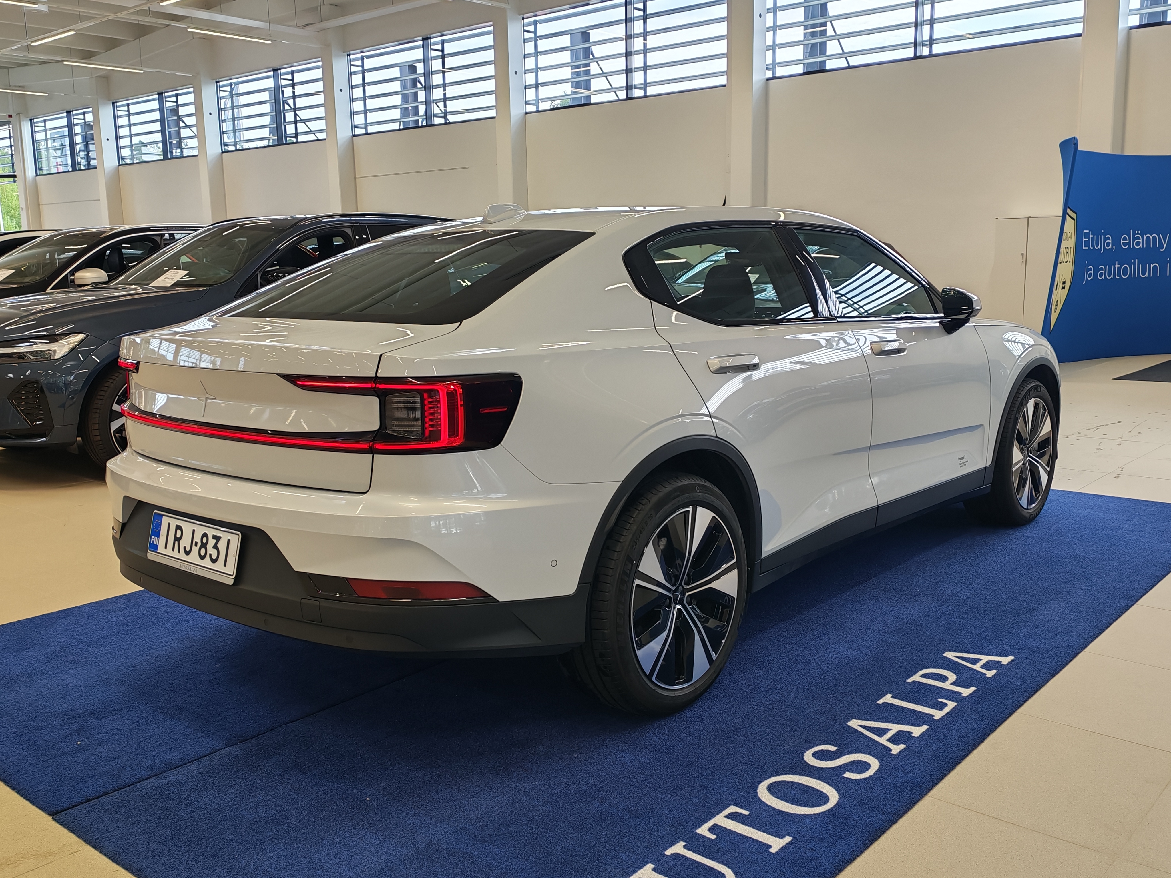 Polestar 2 2023, kuva 2/20