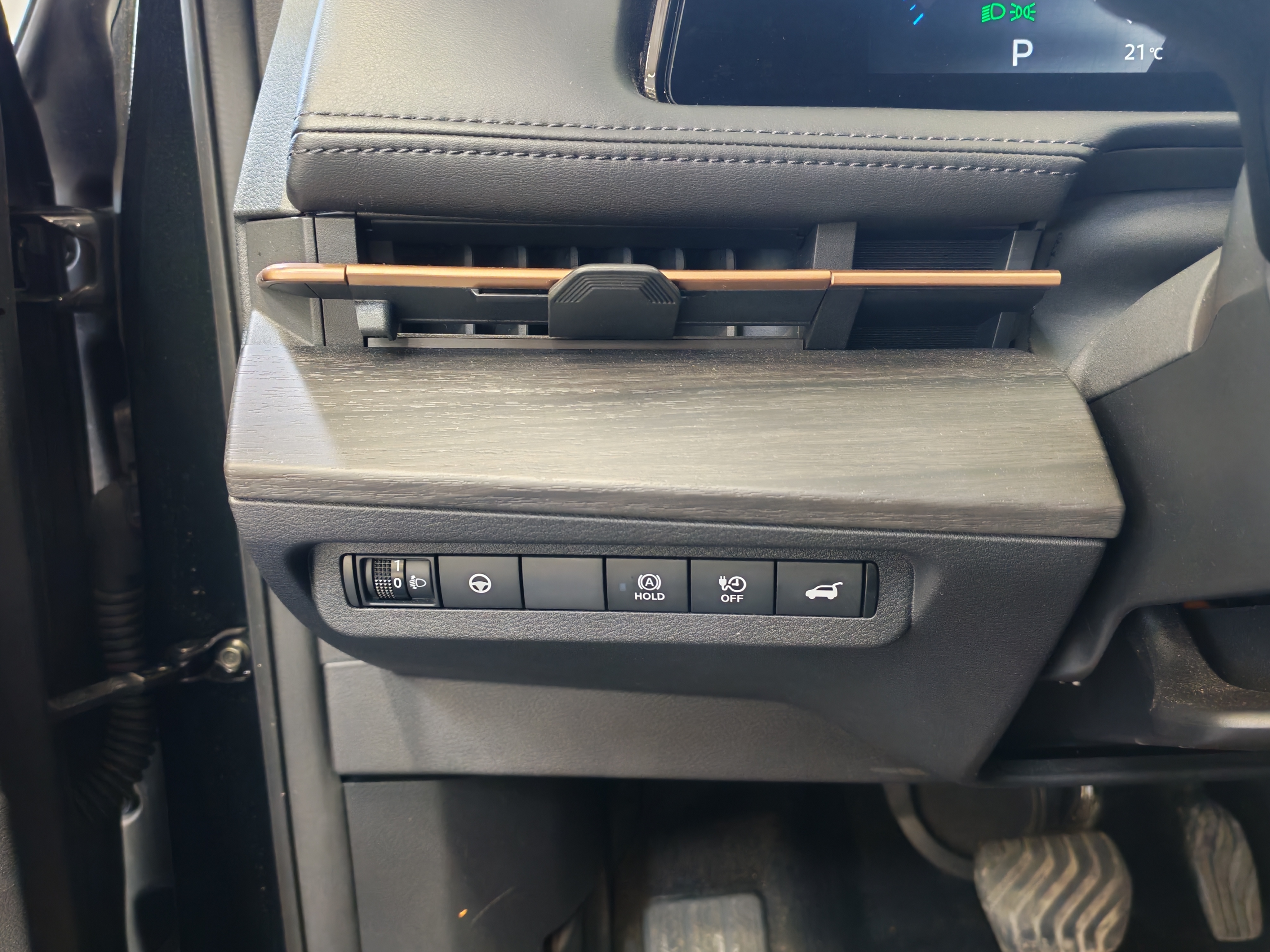 Nissan ARIYA 63KWH ADVANCE 2WD 22KW CHARGER TAKUU 24KK/40TKM