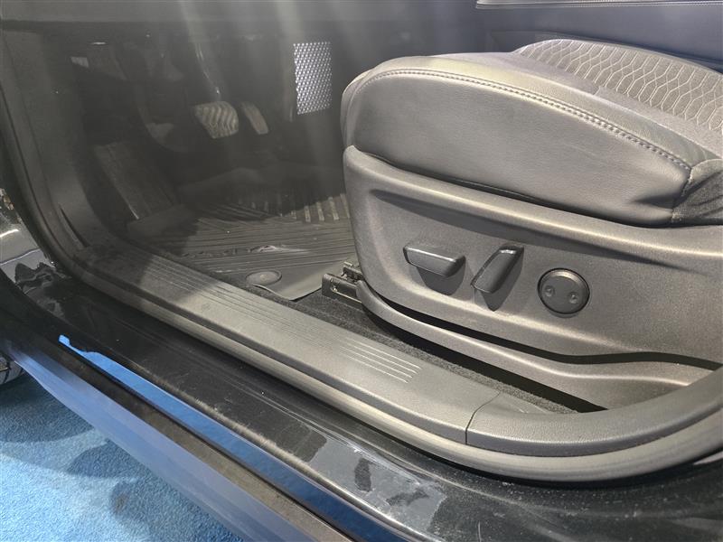 Nissan ARIYA 63KWH ADVANCE 2WD 22KW CHARGER TAKUU 24KK/40TKM