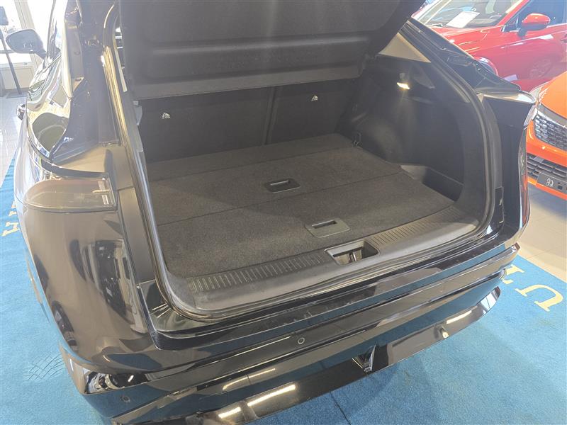 Nissan ARIYA 63KWH ADVANCE 2WD 22KW CHARGER TAKUU 24KK/40TKM