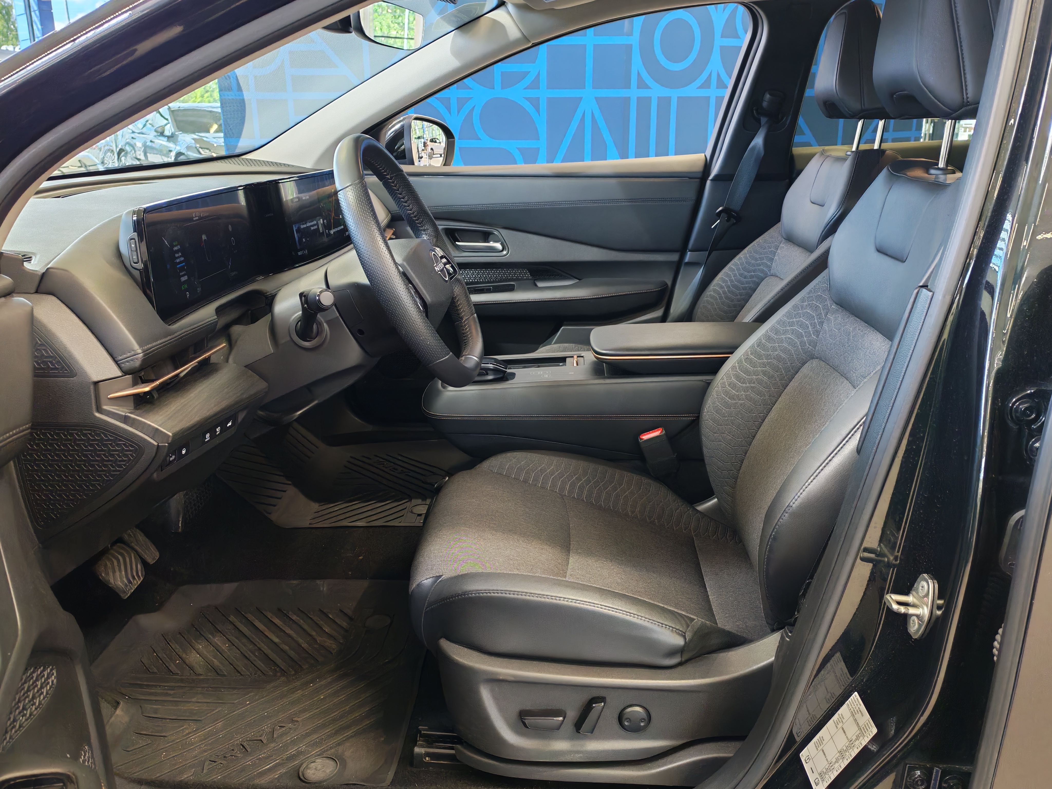 Nissan ARIYA 63KWH ADVANCE 2WD 22KW CHARGER TAKUU 24KK/40TKM