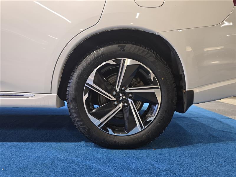 Mitsubishi OUTLANDER PHEV INSTYLE 4WD 5P