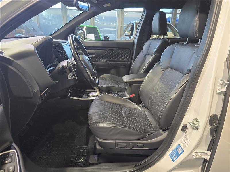 Mitsubishi OUTLANDER PHEV INSTYLE 4WD 5P
