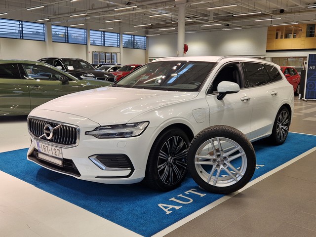 Volvo V60 T6 TWE AWD INSCRIPTION EXPRESSION TAKUU 24KK/40TKM