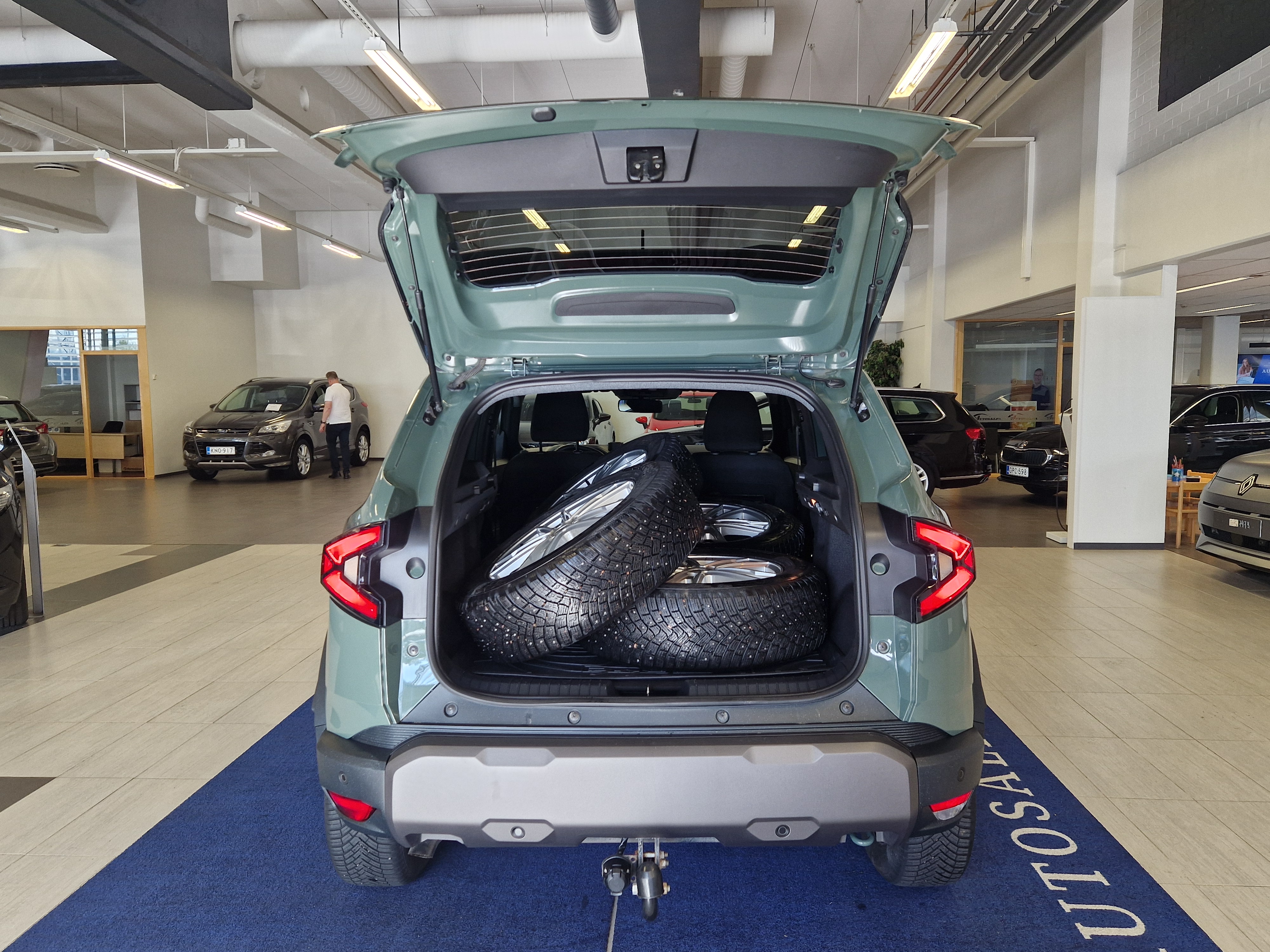 Dacia DUSTER TCE 130 4X4 EXTREME TAKUU 24KK/40TKM