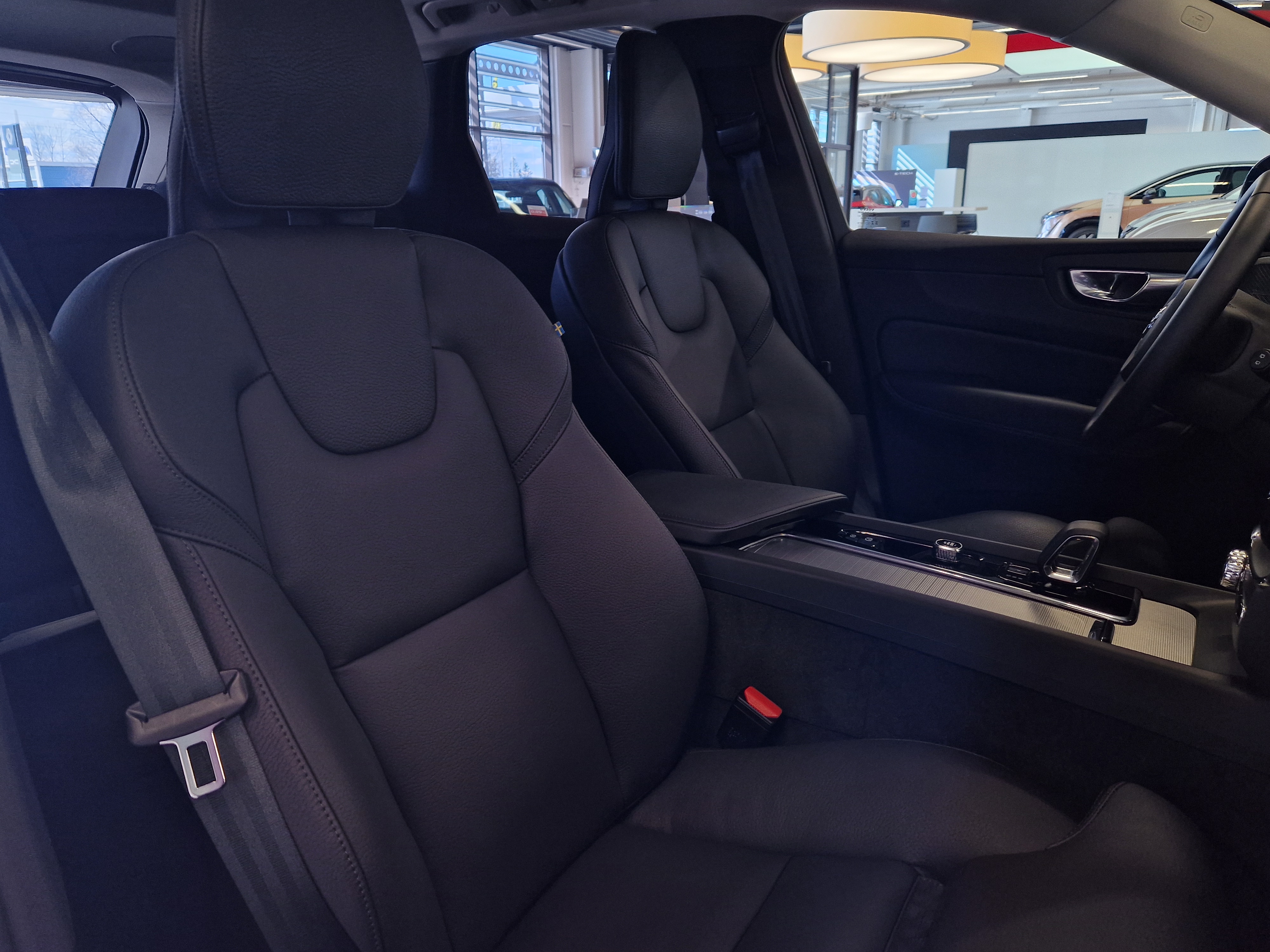 Volvo XC60 T8 AWD LONG RANGE ULTRA DARK AUT.