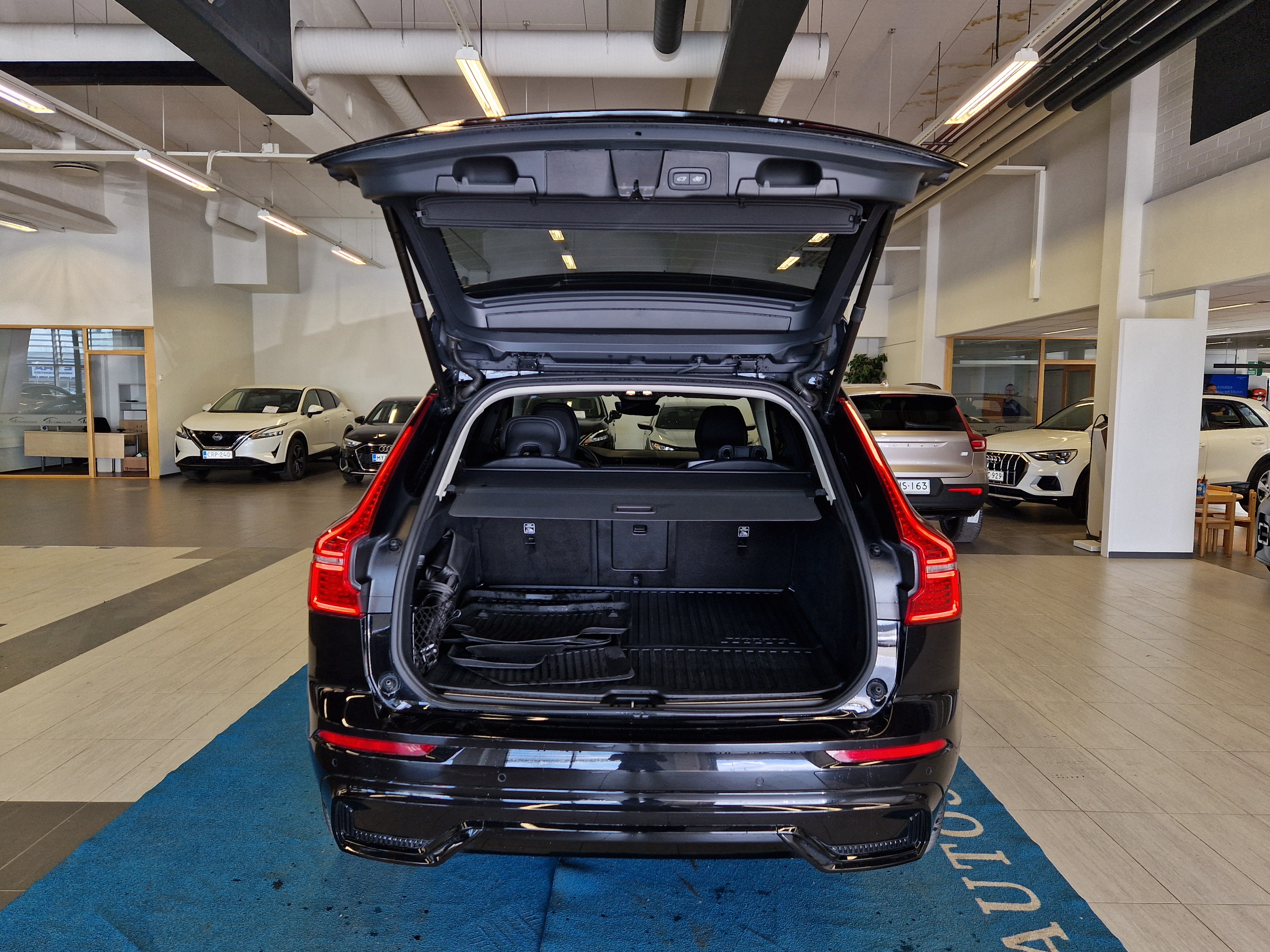 Volvo XC60 T8 AWD LONG RANGE ULTRA DARK AUT.