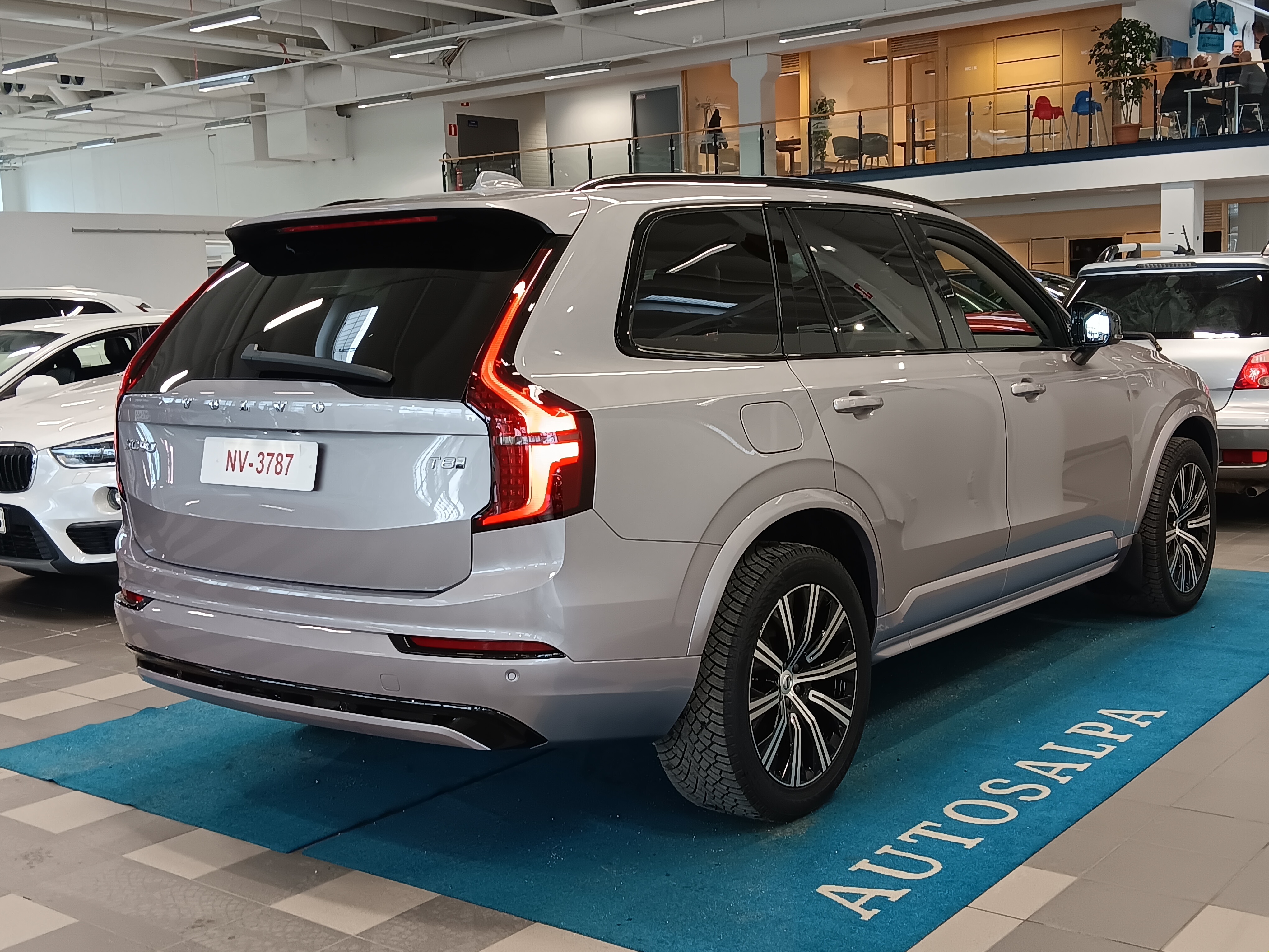 Volvo XC90 T8 AWD LONG RANGE HIGH PERFORMANCE PLUS DARK