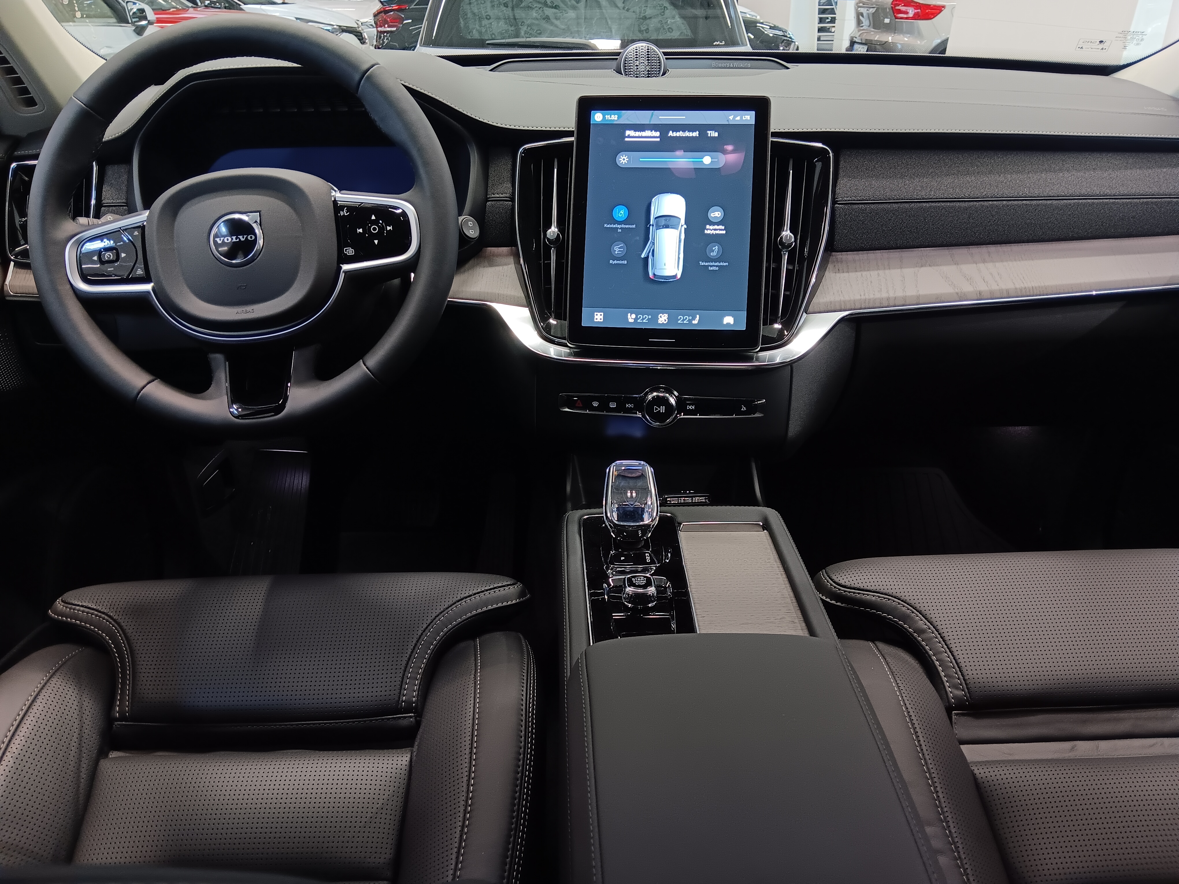 Volvo XC90 T8 AWD LONG RANGE HIGH PERFORMANCE PLUS DARK