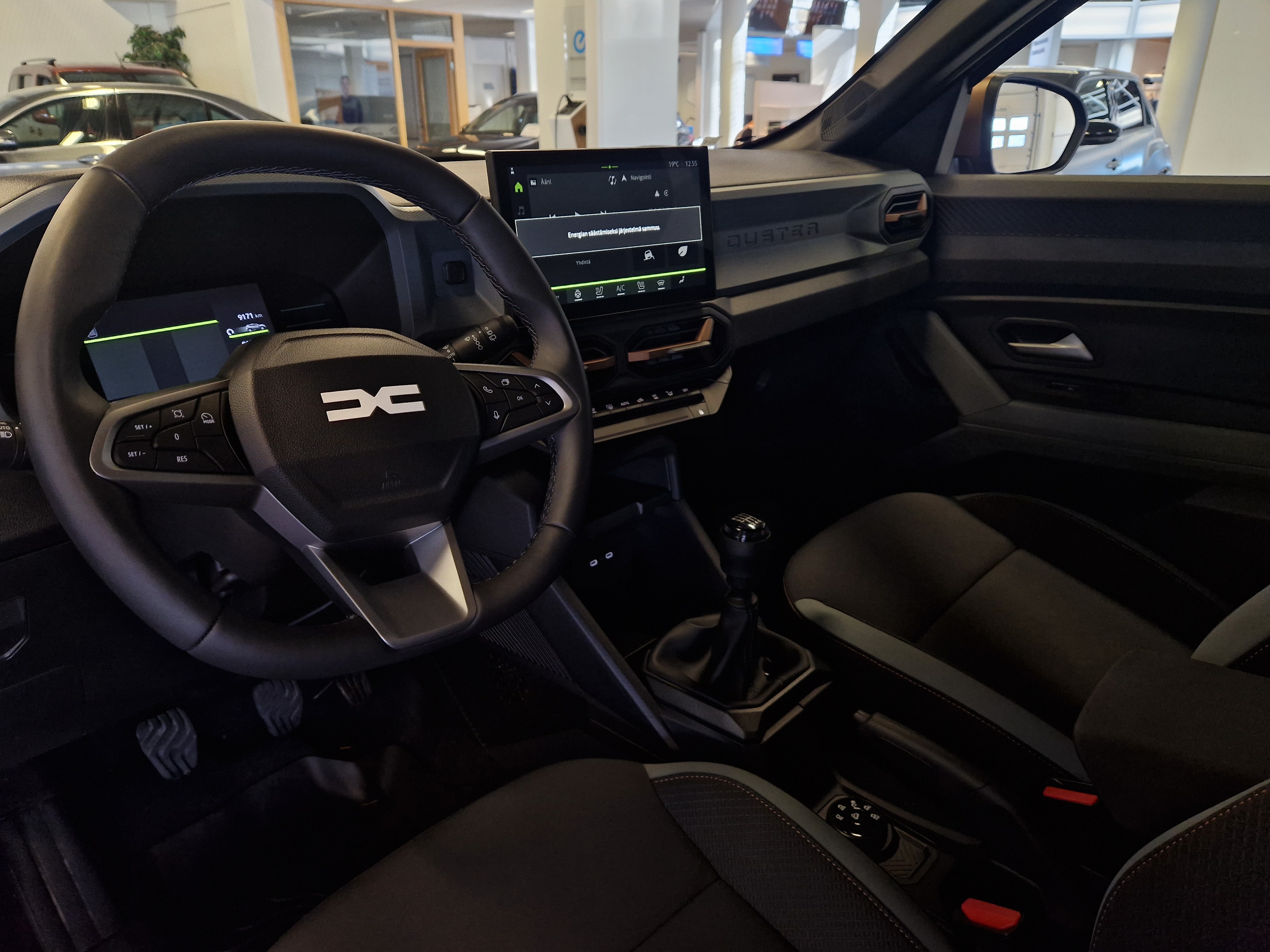 Dacia DUSTER MILD HYBRID 130 4X4 EXTREME TAKUU 24KK/40TKM