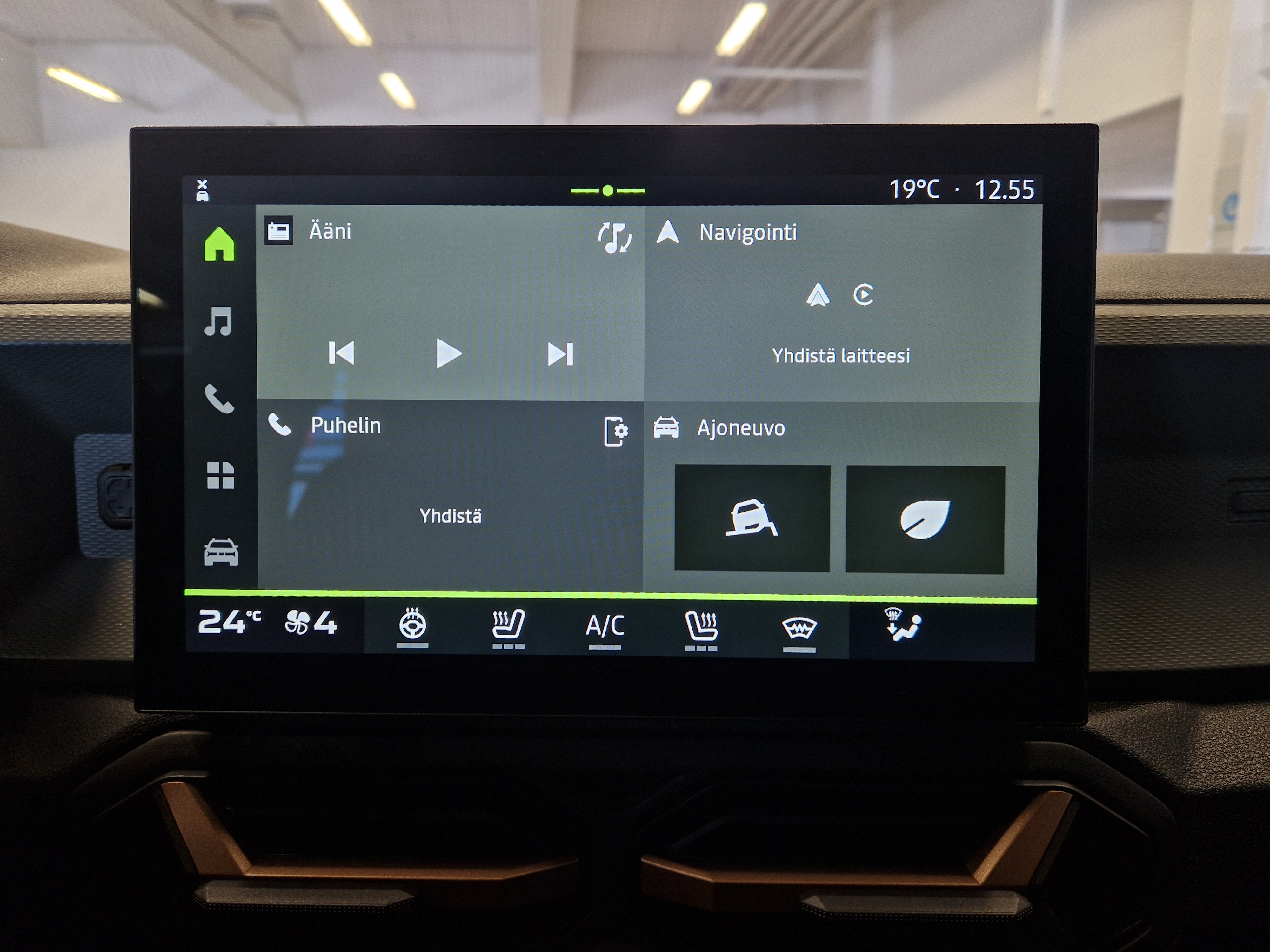 Dacia DUSTER MILD HYBRID 130 4X4 EXTREME TAKUU 24KK/40TKM