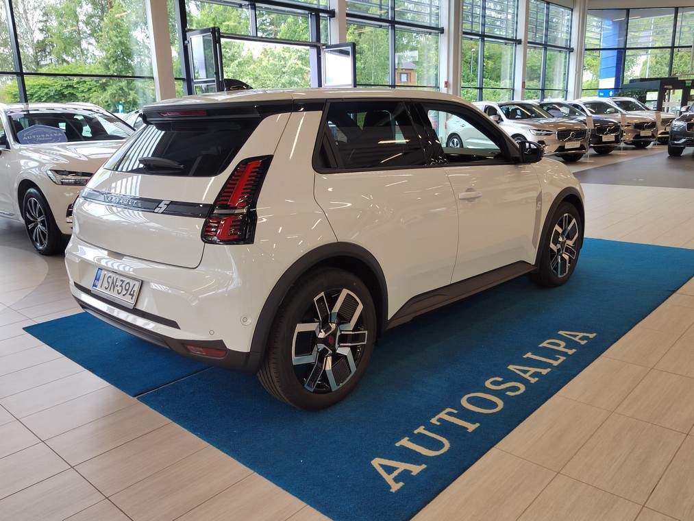 Renault 5 E-TECH ELECTRIC 150HV COMFORT RANGE TECHNO