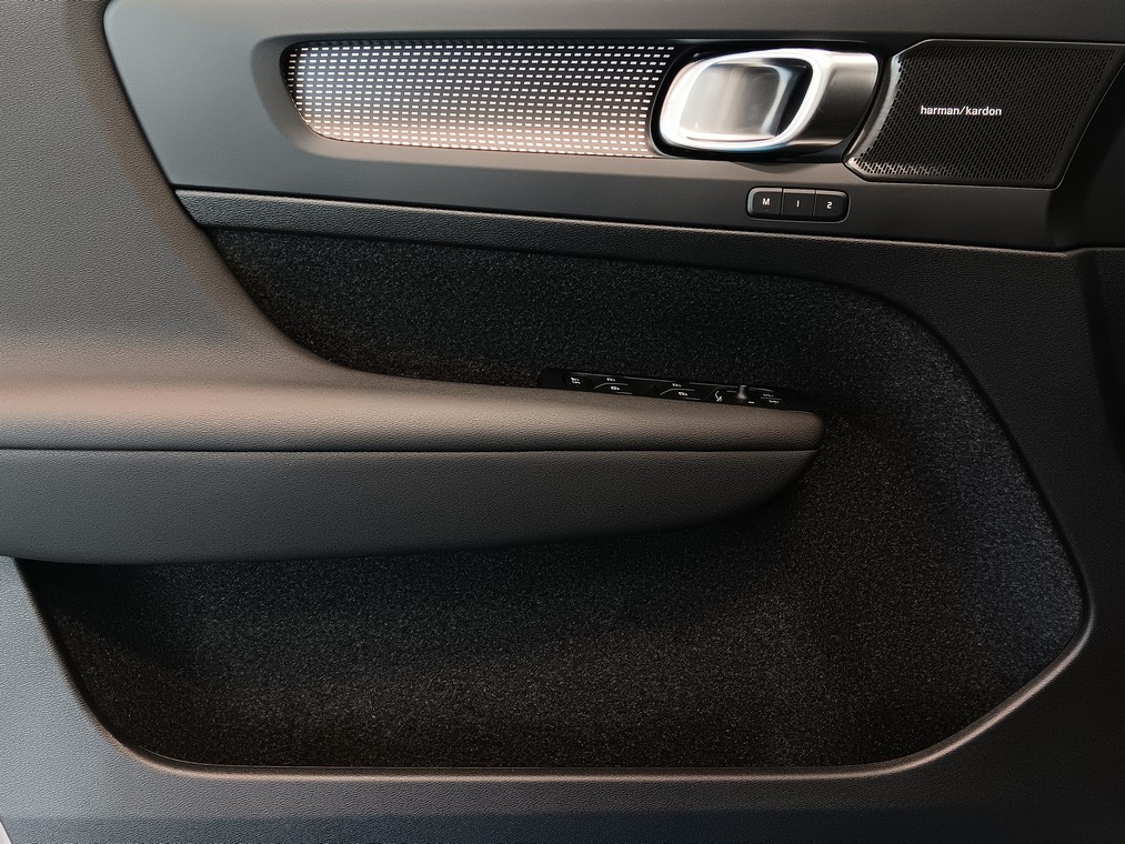 Volvo EX40 TWIN PLUS