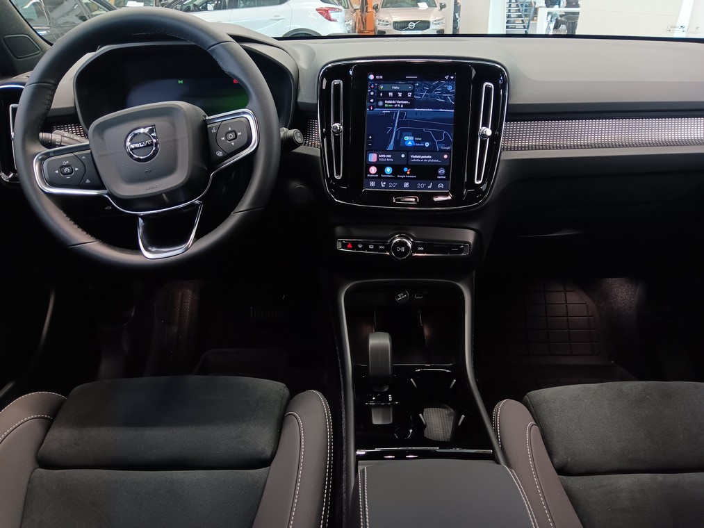 Volvo EX40 TWIN PLUS