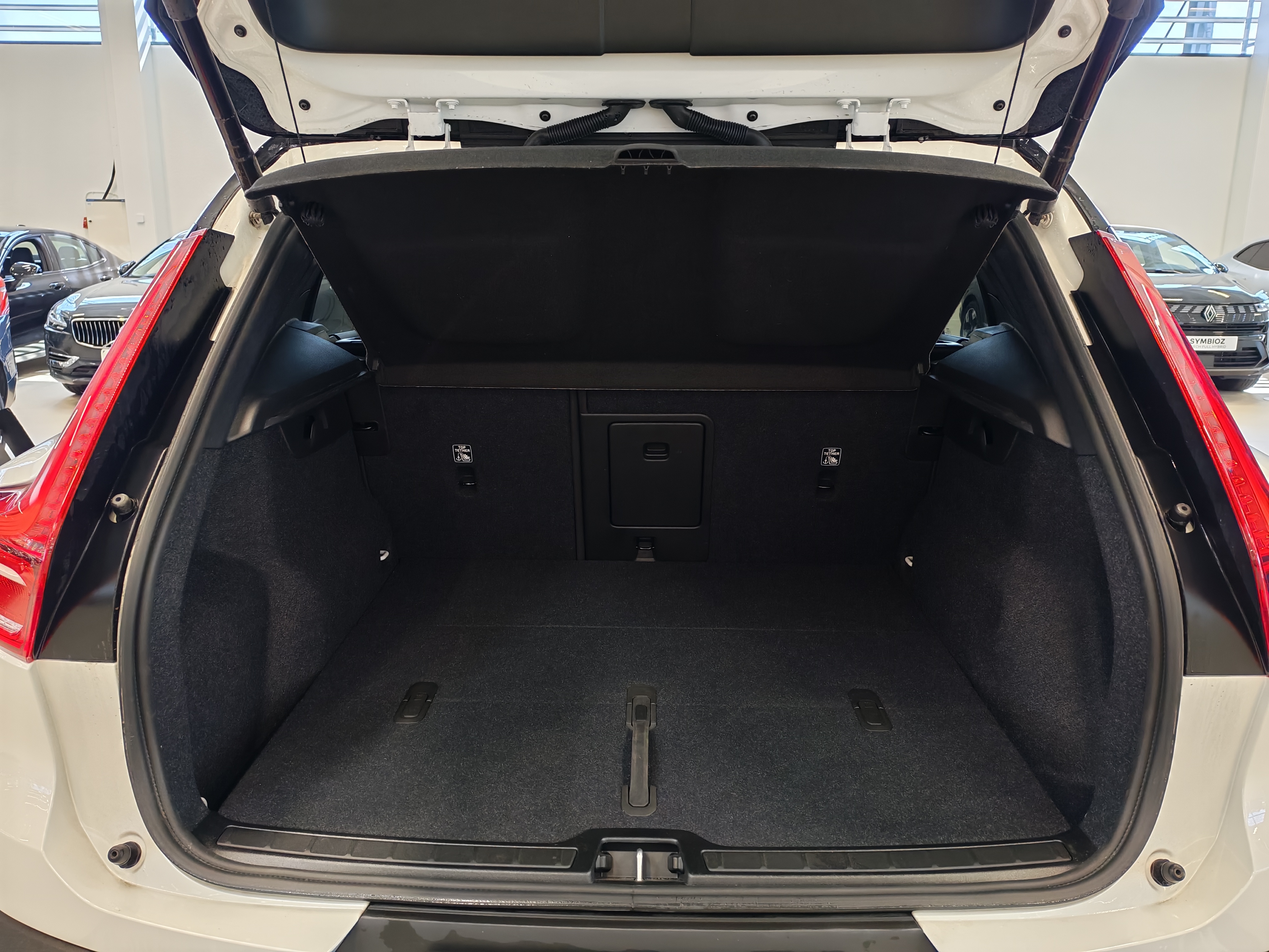Volvo EX40 TWIN PLUS.