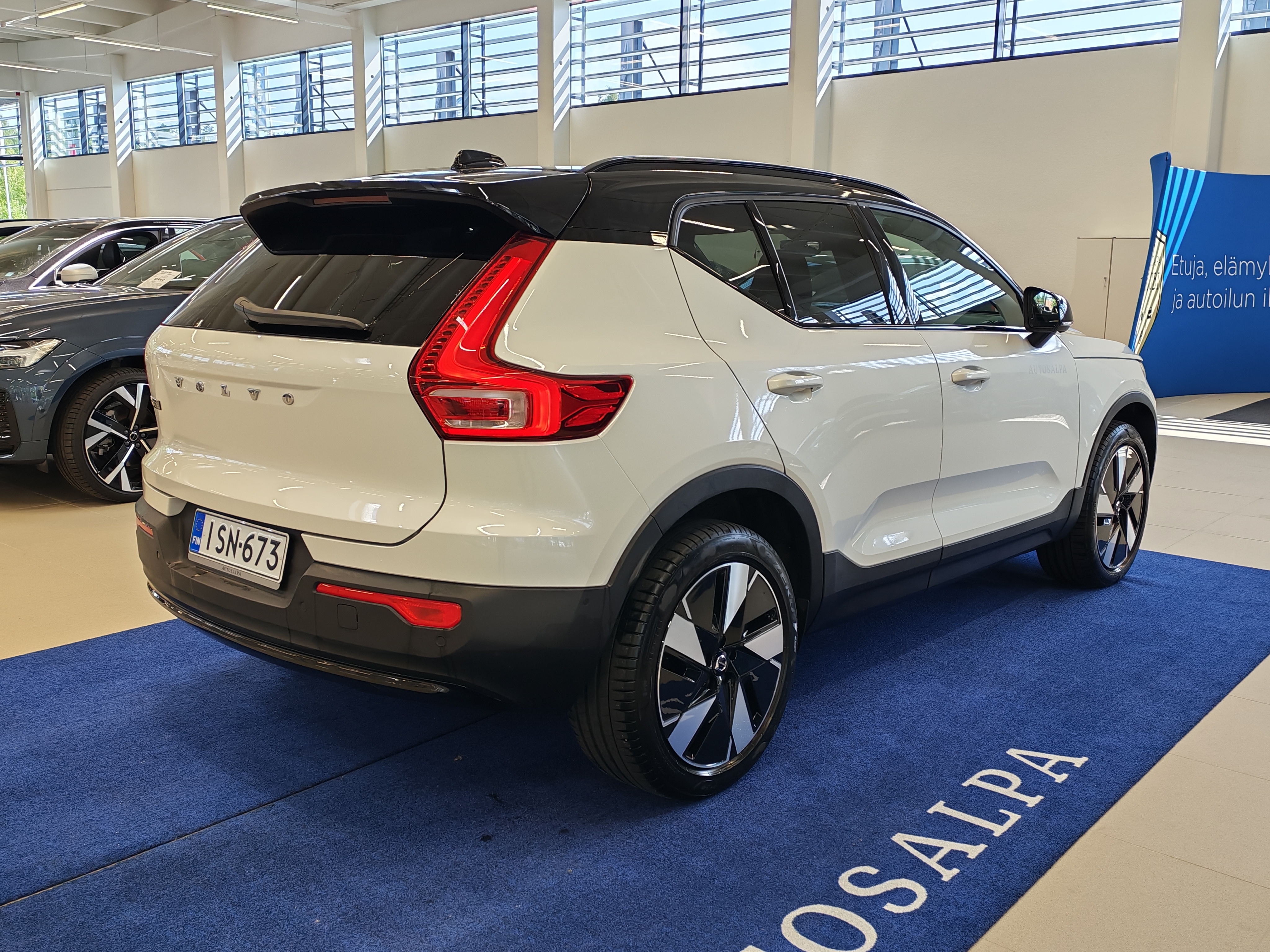 Volvo EX40 Twin Plus. 2026, kuva 2/19