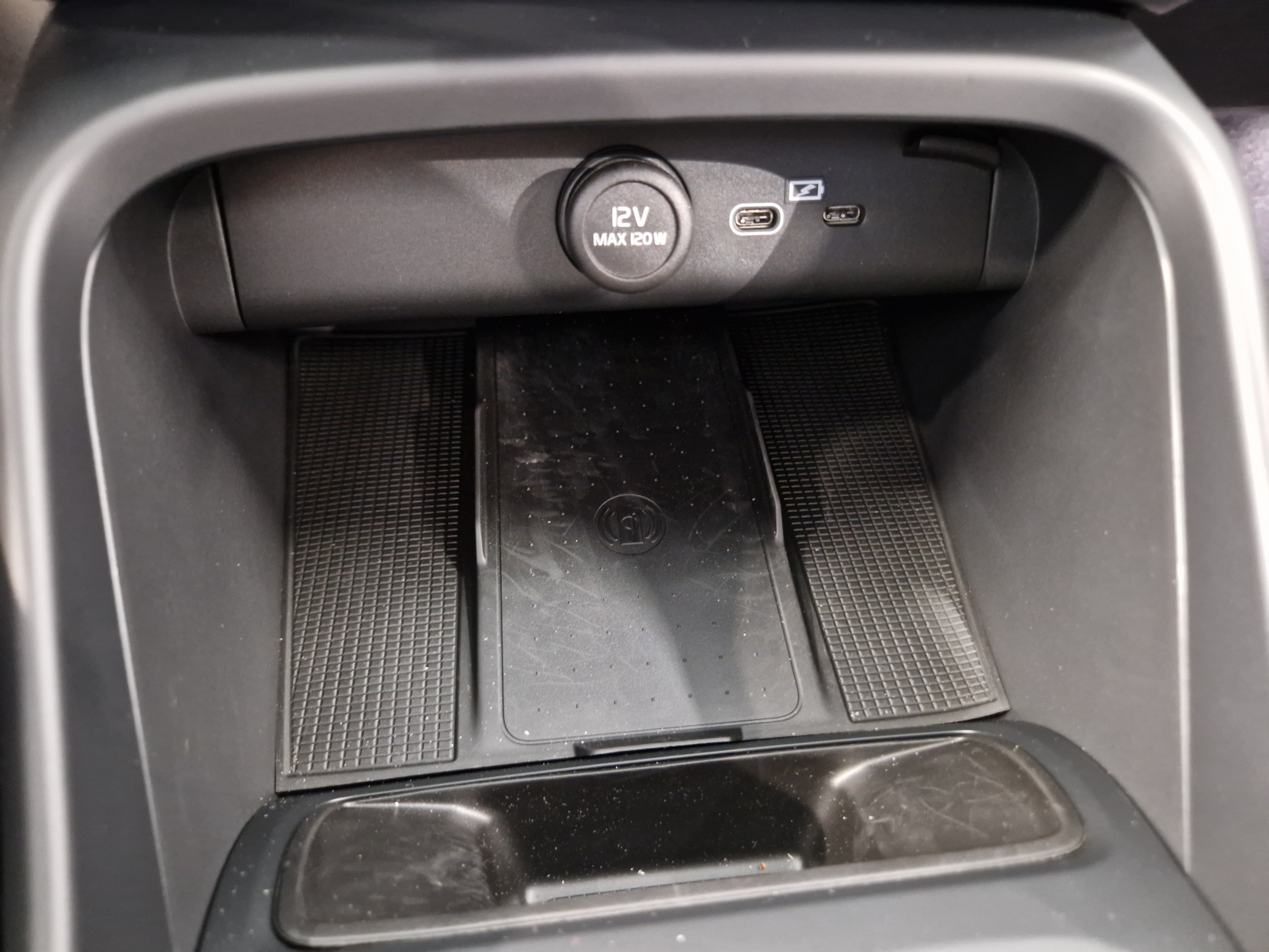 Volvo EX40 SINGLE EXTENDED RANGE PLUS