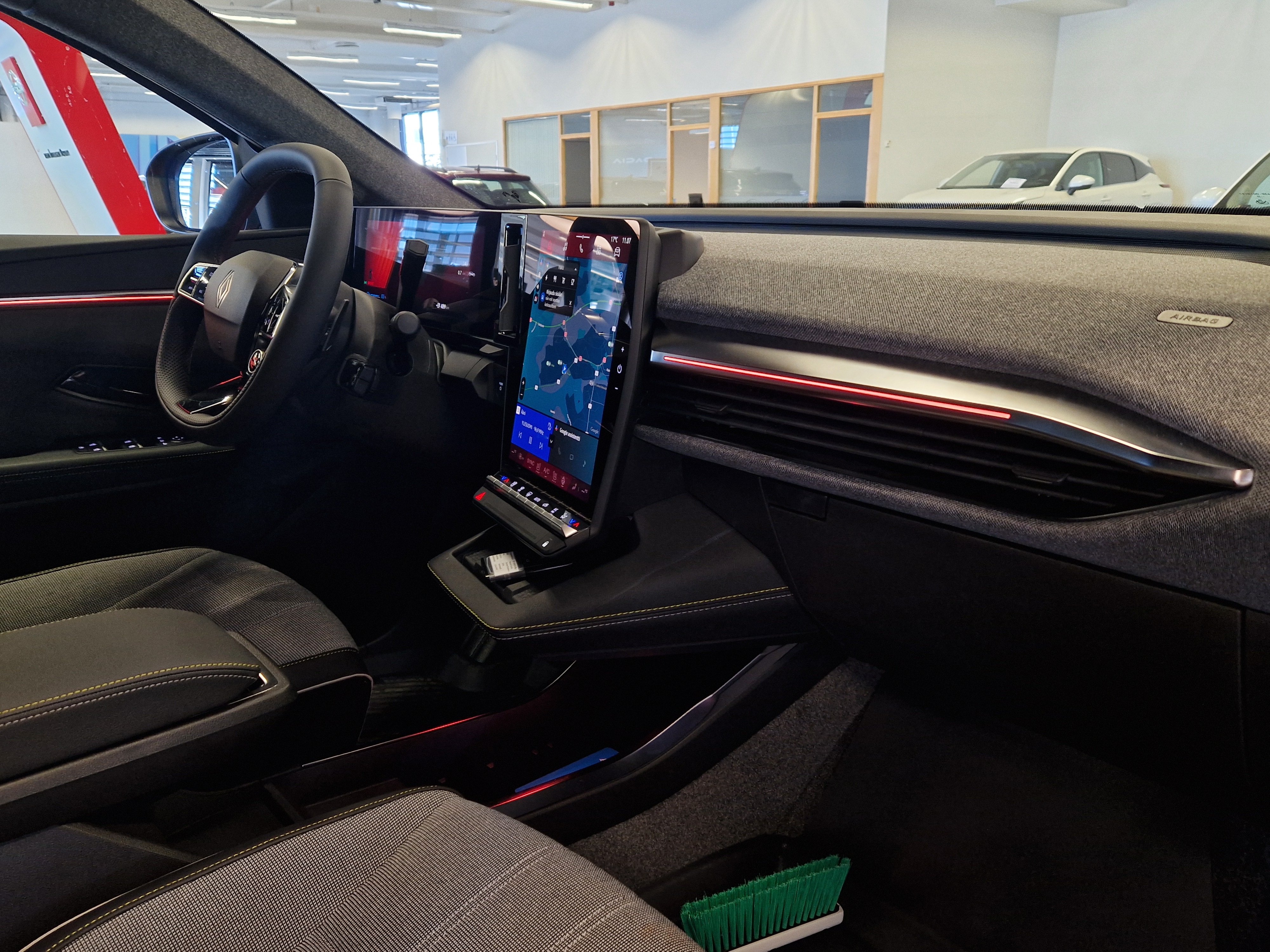Renault SCENIC E-TECH ELECTRIC 220HV LONG RANGE TECHNO EDITION.