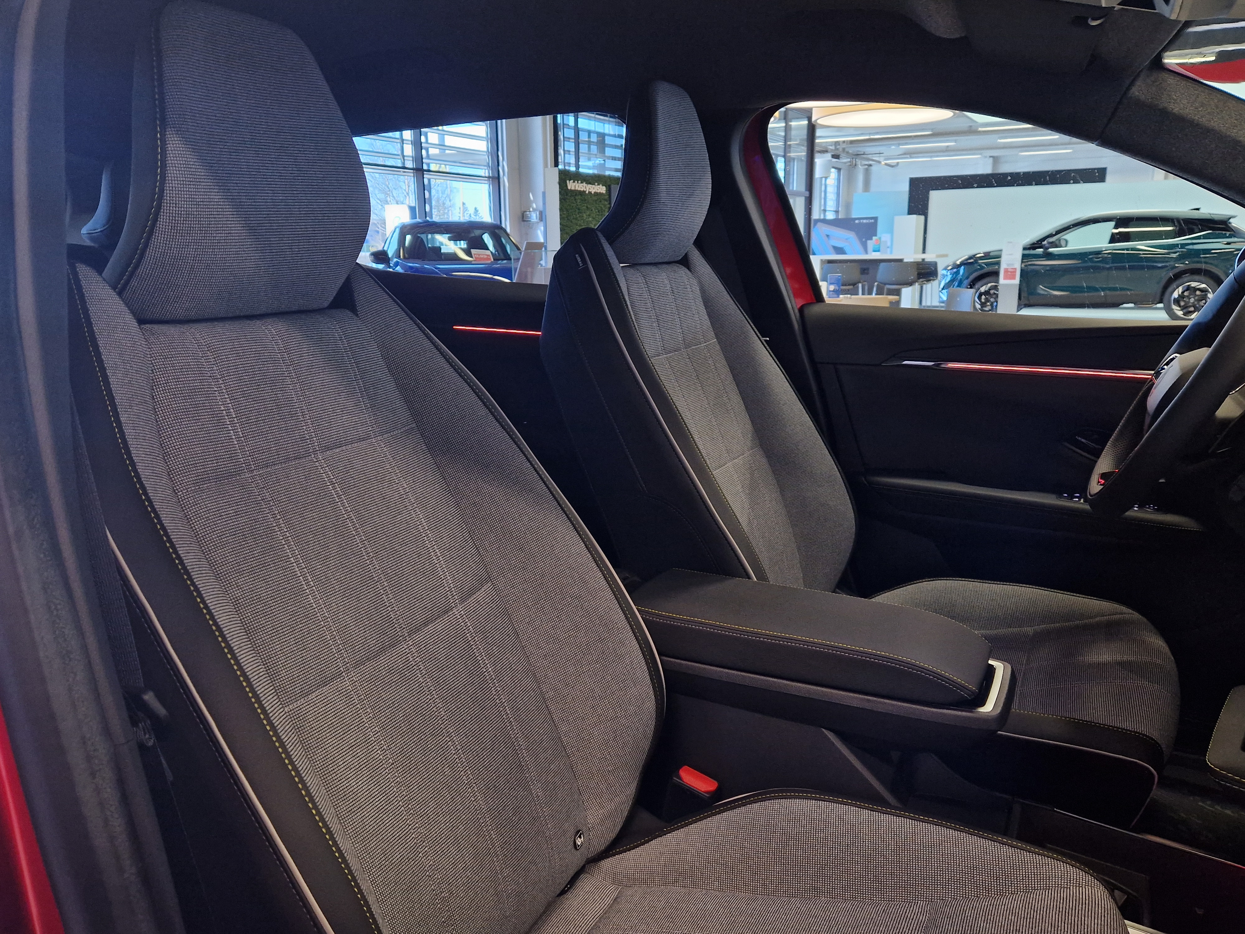 Renault SCENIC E-TECH ELECTRIC 220HV LONG RANGE TECHNO EDITION.