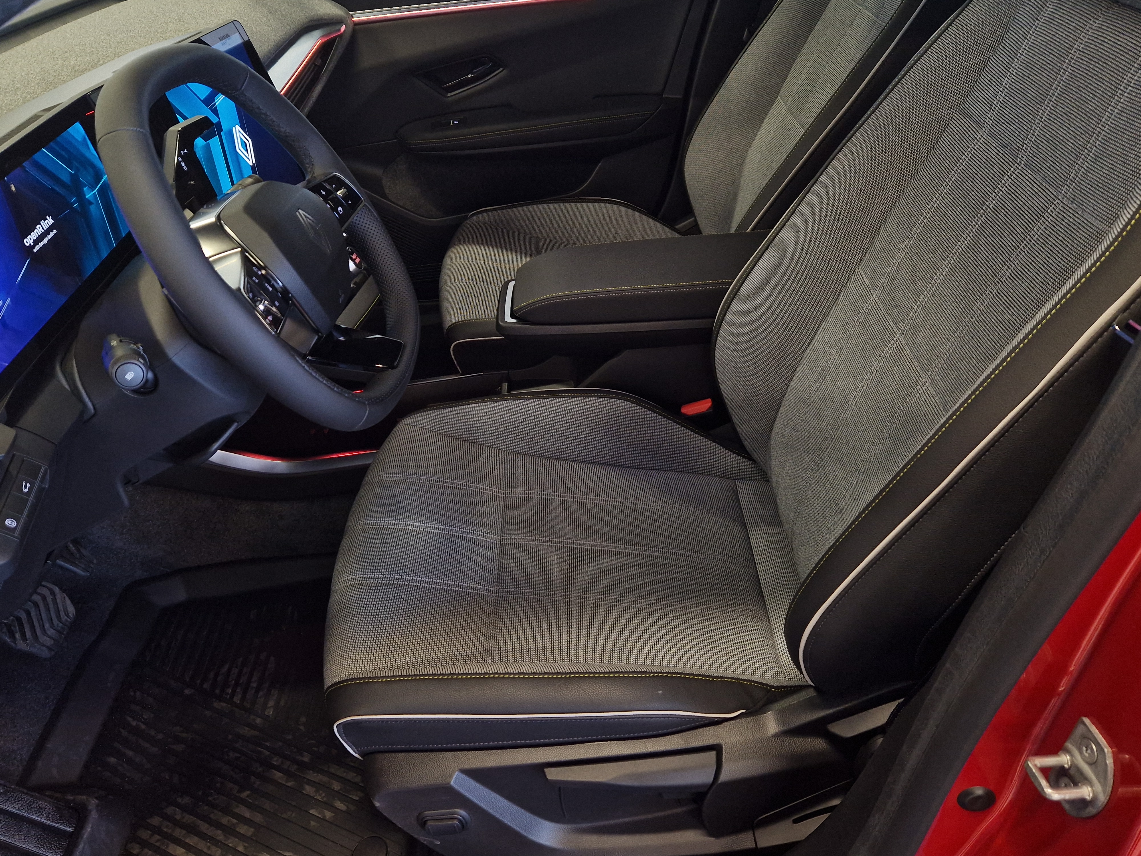 Renault SCENIC E-TECH ELECTRIC 220HV LONG RANGE TECHNO EDITION.