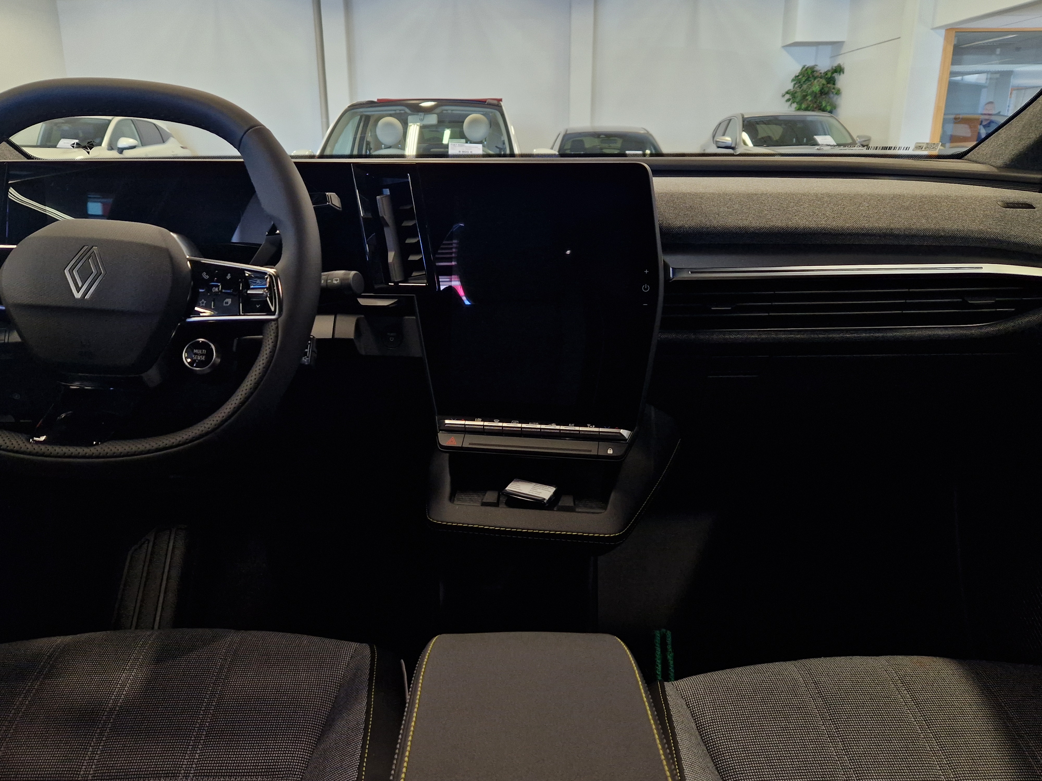 Renault SCENIC E-TECH ELECTRIC 220HV LONG RANGE TECHNO EDITION.
