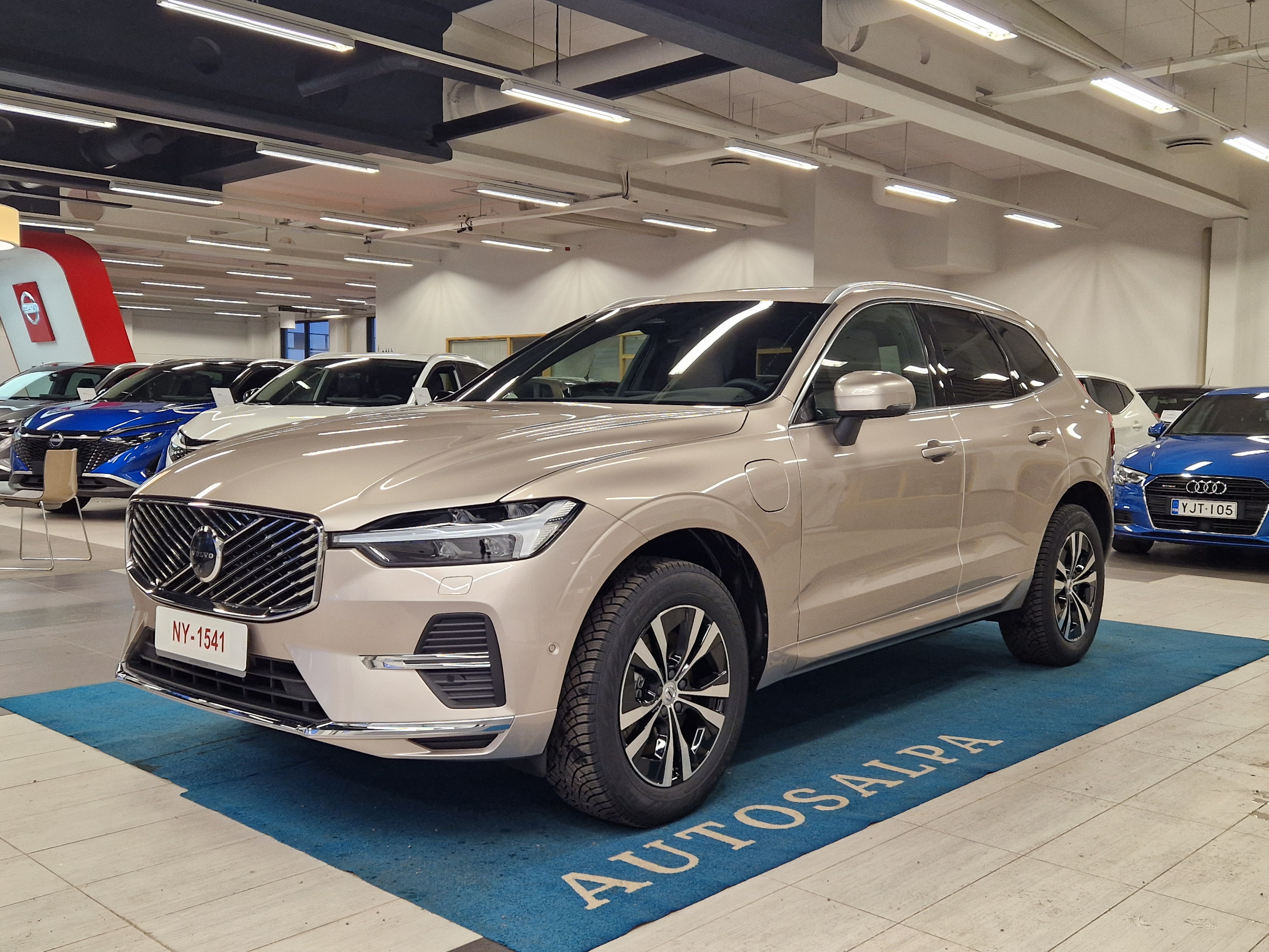 Volvo XC60 T6 AWD LONG RANGE PLUS BRIGHT
