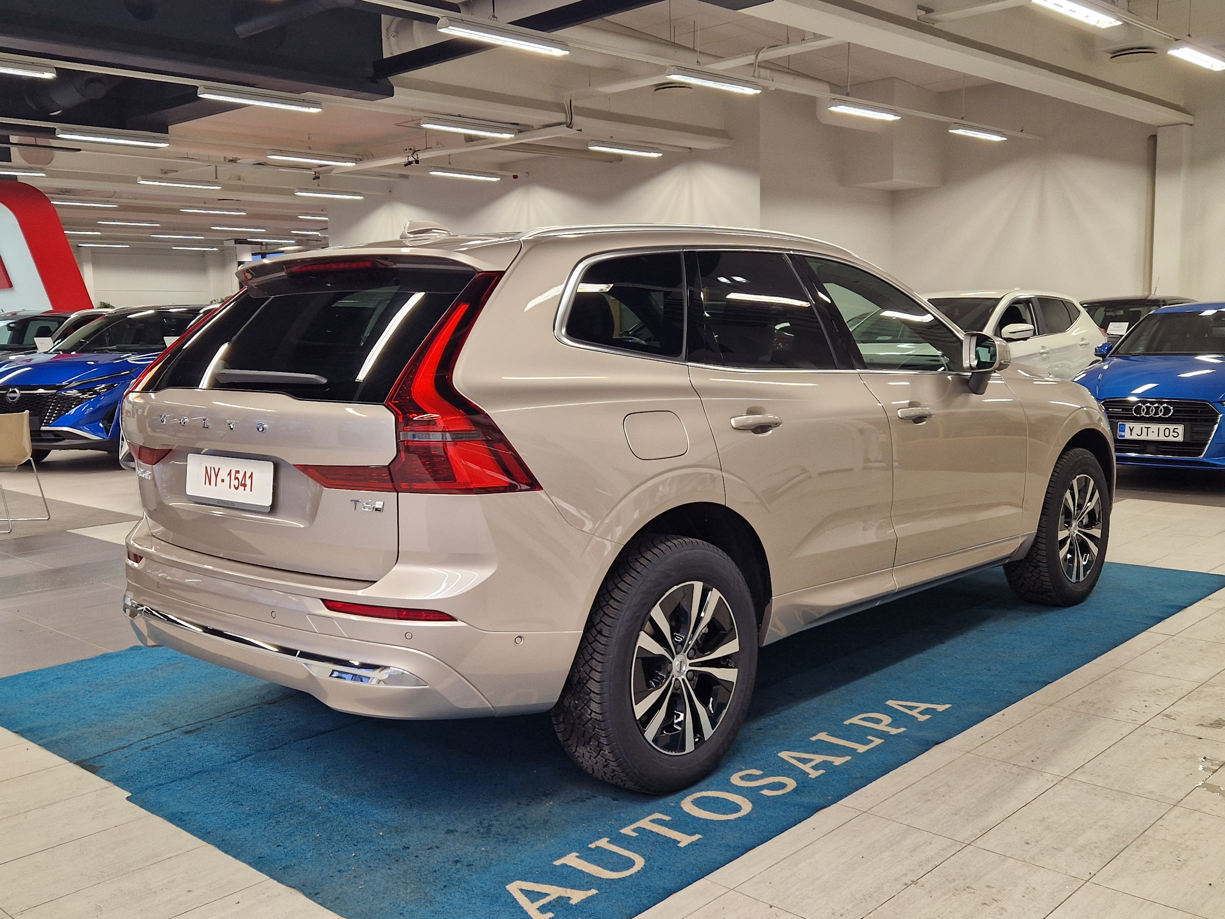 Volvo XC60 T6 AWD LONG RANGE PLUS BRIGHT