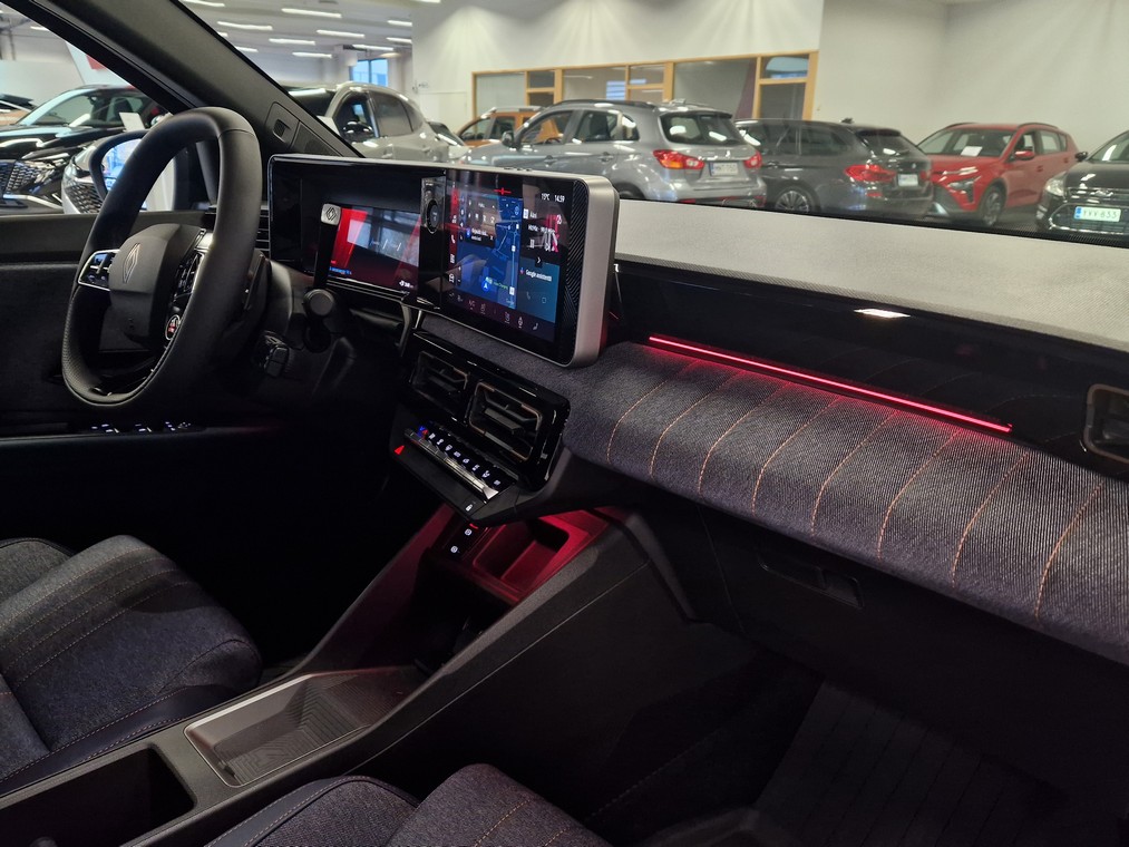 Renault 4 E-TECH ELECTRIC 150HV COMFORT RANGE TECHNO.