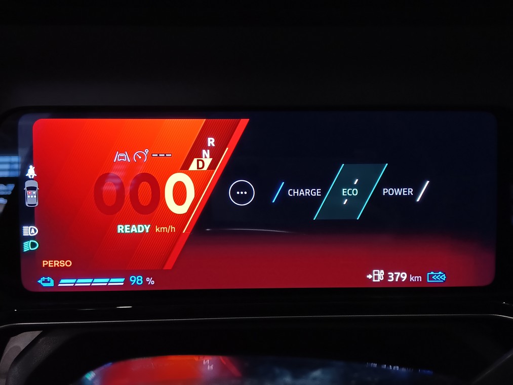 Renault 4 E-TECH ELECTRIC 150HV COMFORT RANGE ICONIC