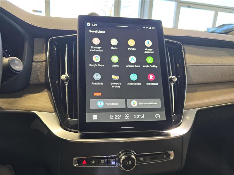 Volvo XC90 T8 AWD LONG RANGE HIGH PERFORMANCE ULTRA DARK.