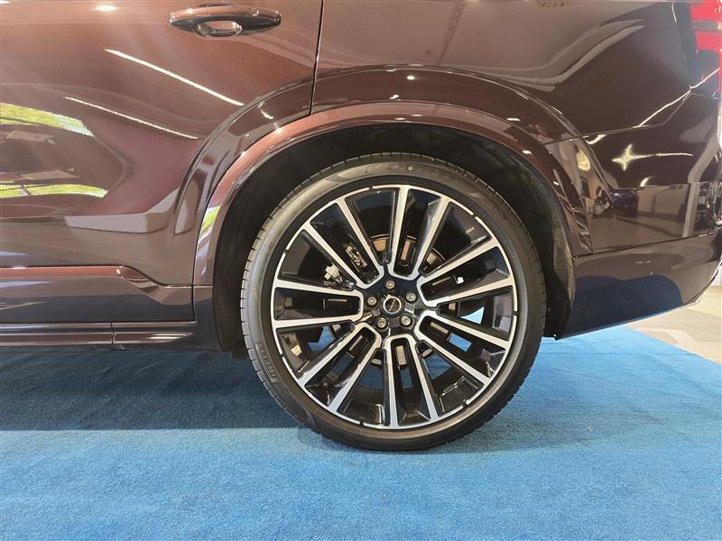 Volvo XC90 T8 AWD LONG RANGE HIGH PERFORMANCE ULTRA DARK.