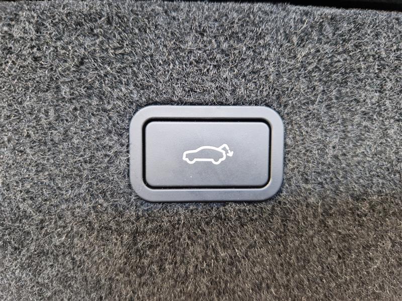 Polestar 4 LONG RANGE DUAL MOTOR PLUS TAKUU 24KK/40TKM