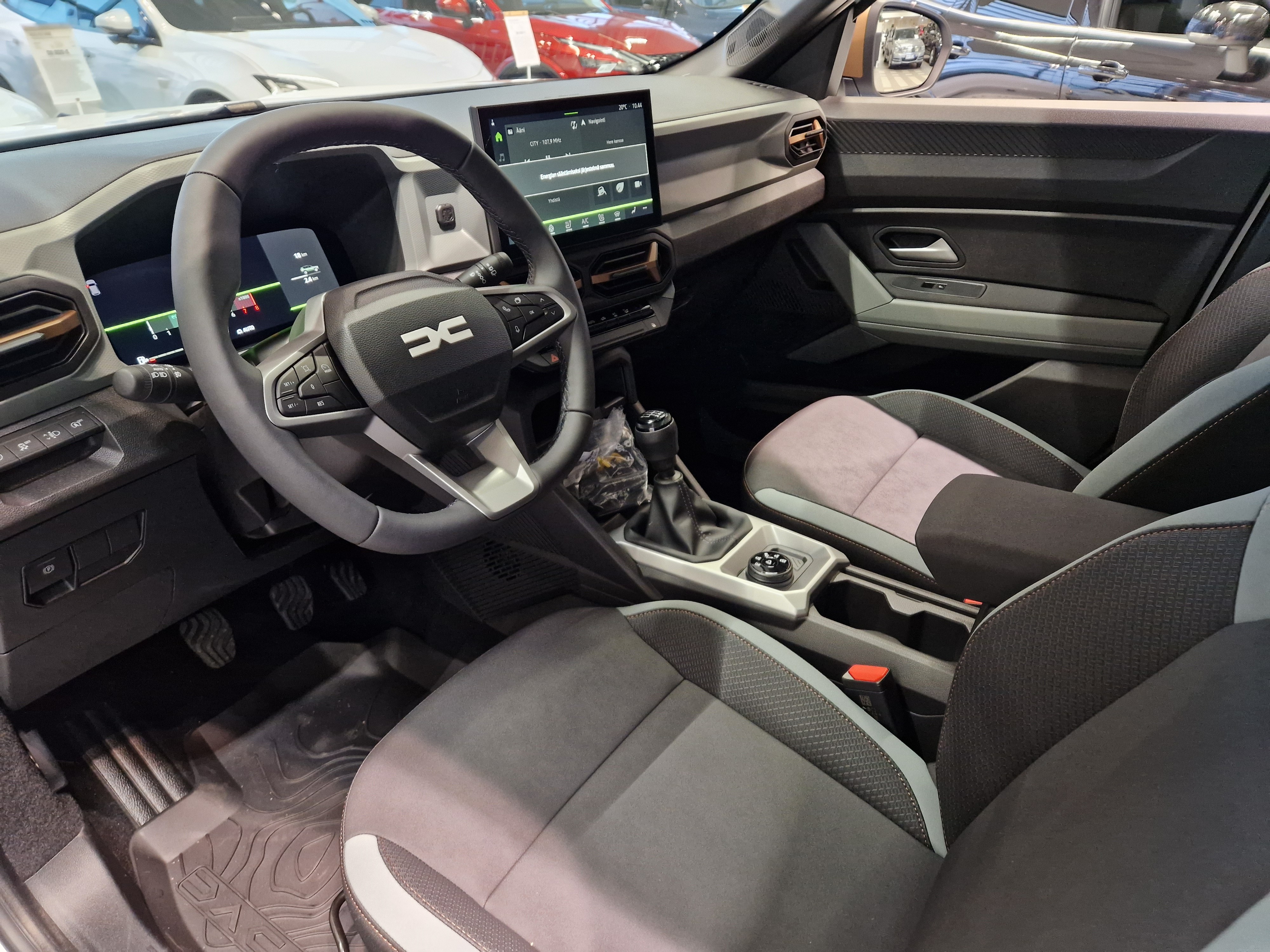 Dacia BIGSTER MILD HYBRID 130 4X4 EXTREME.