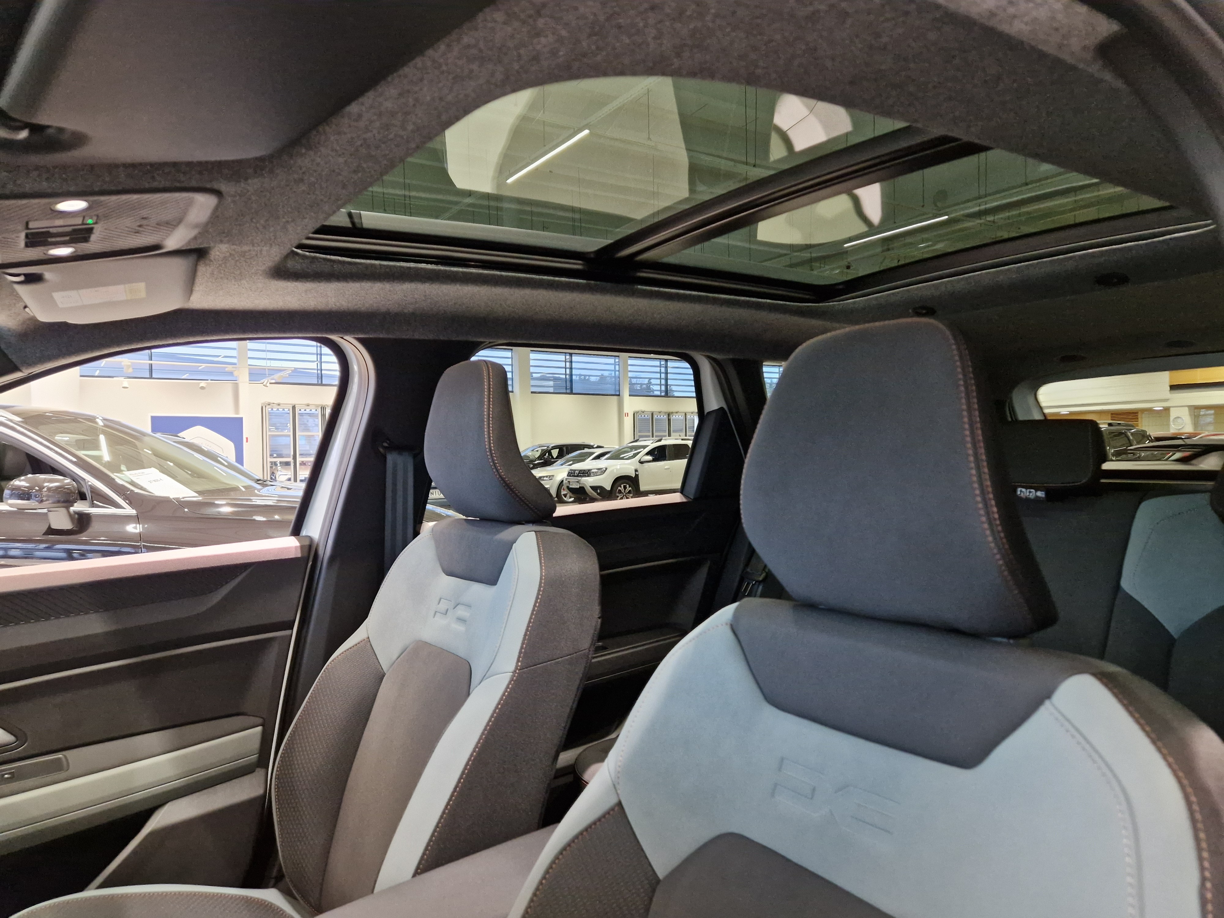 Dacia BIGSTER MILD HYBRID 130 4X4 EXTREME.