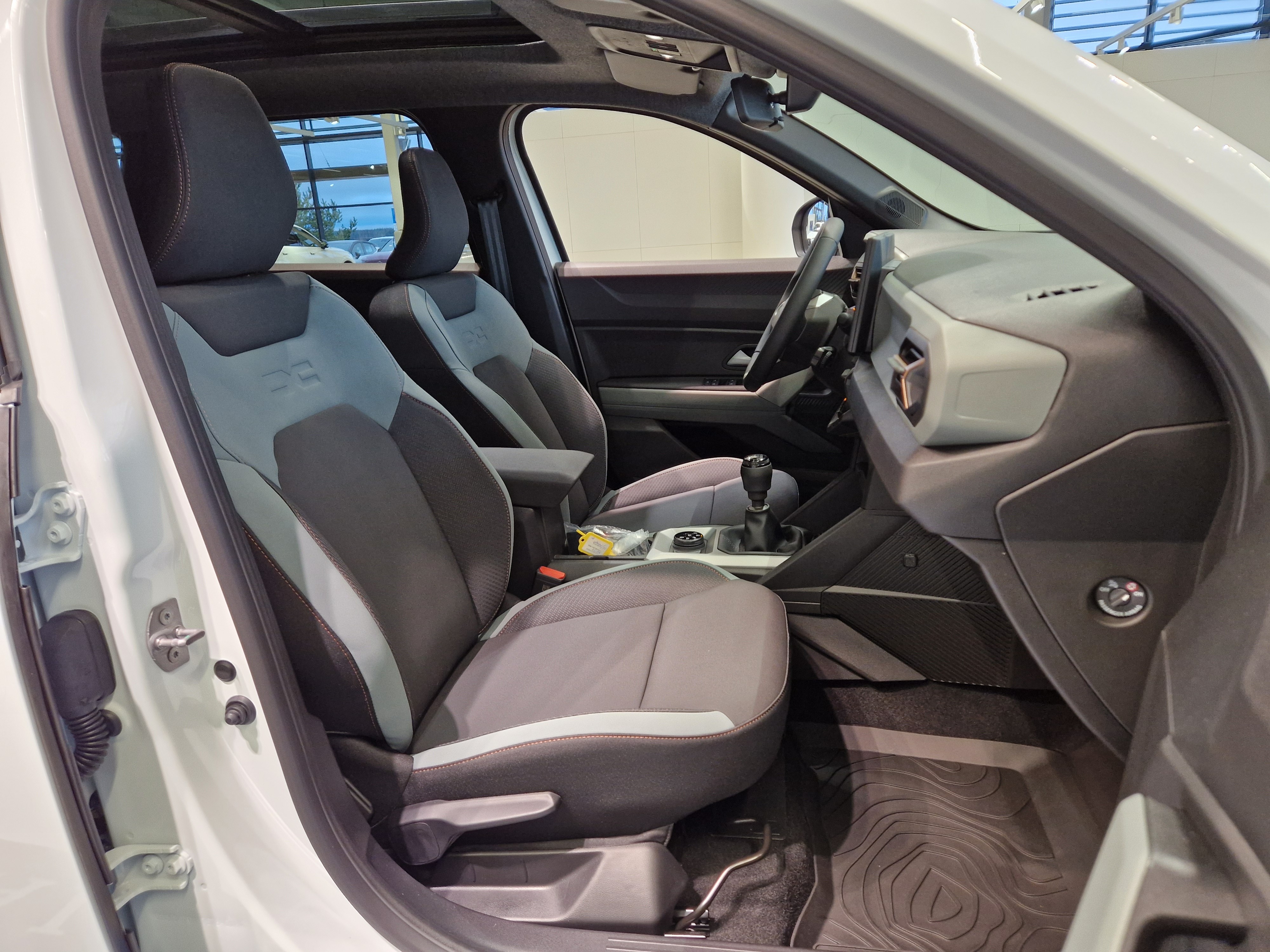 Dacia BIGSTER MILD HYBRID 130 4X4 EXTREME.