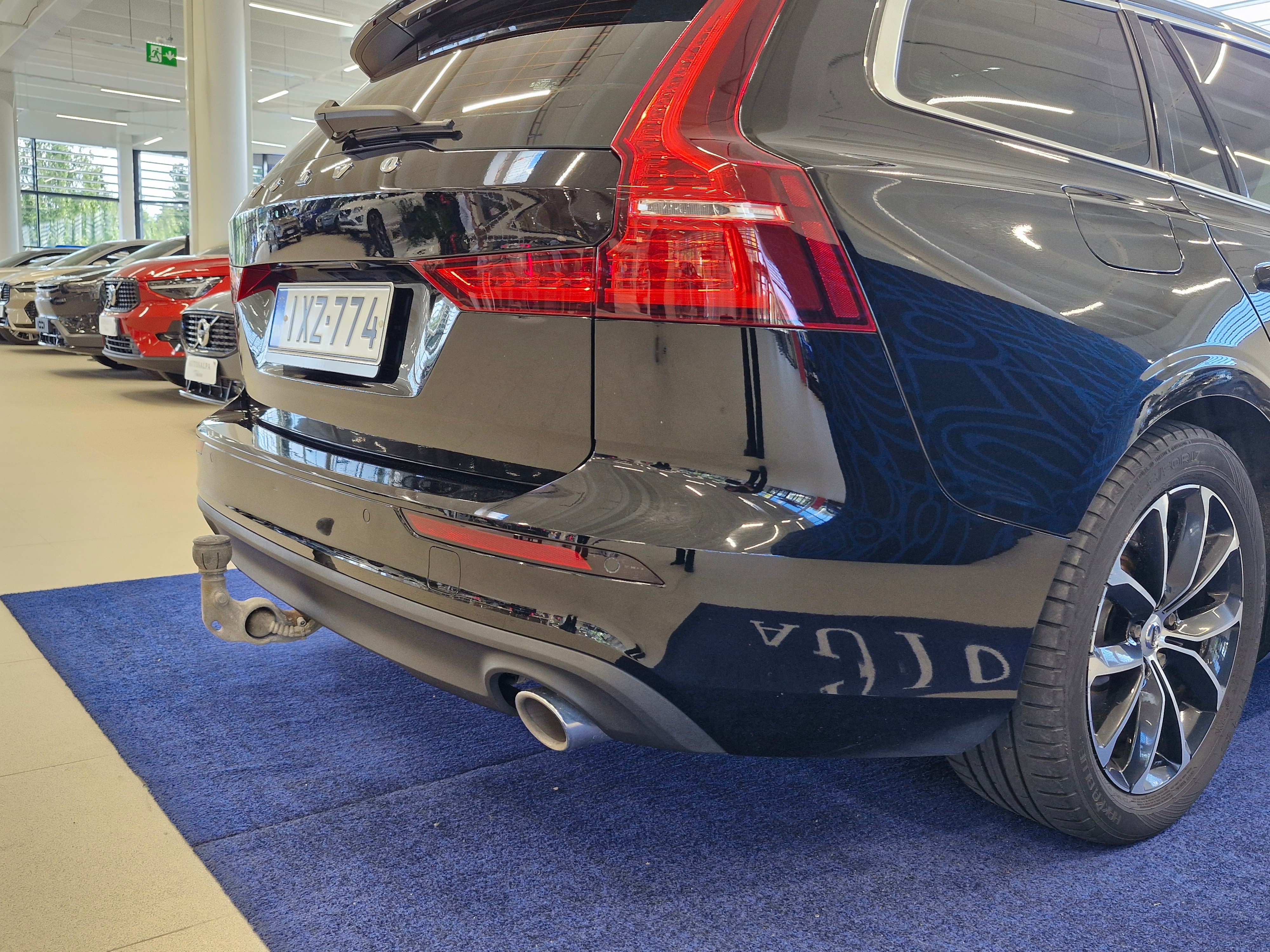 Volvo V60 B4 MHEV Business aut 2021, kuva 4/20