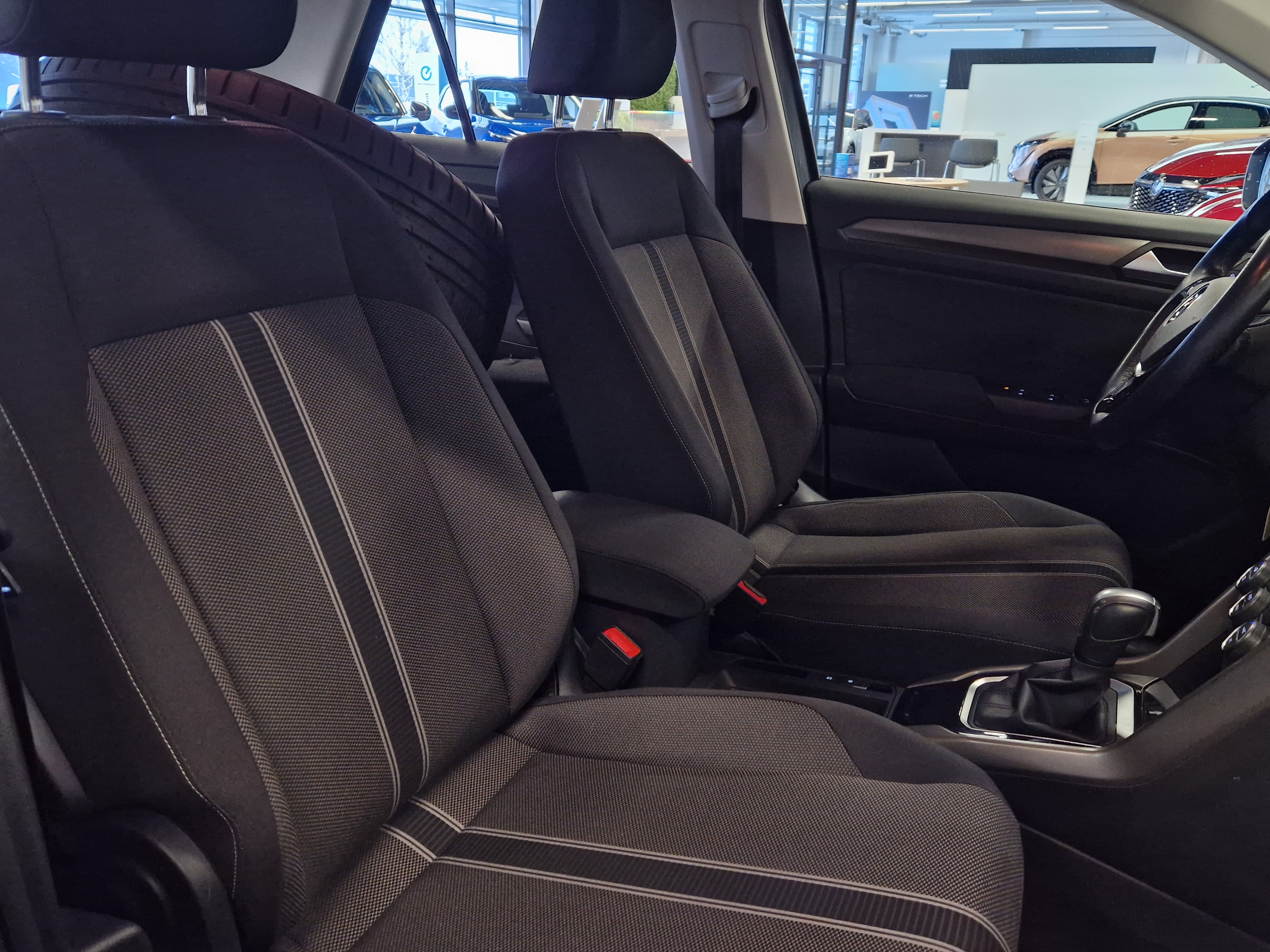 Volkswagen T-ROC STYLE 1,5 TSI EVO 110 KW DSG-AUTOMAATTI