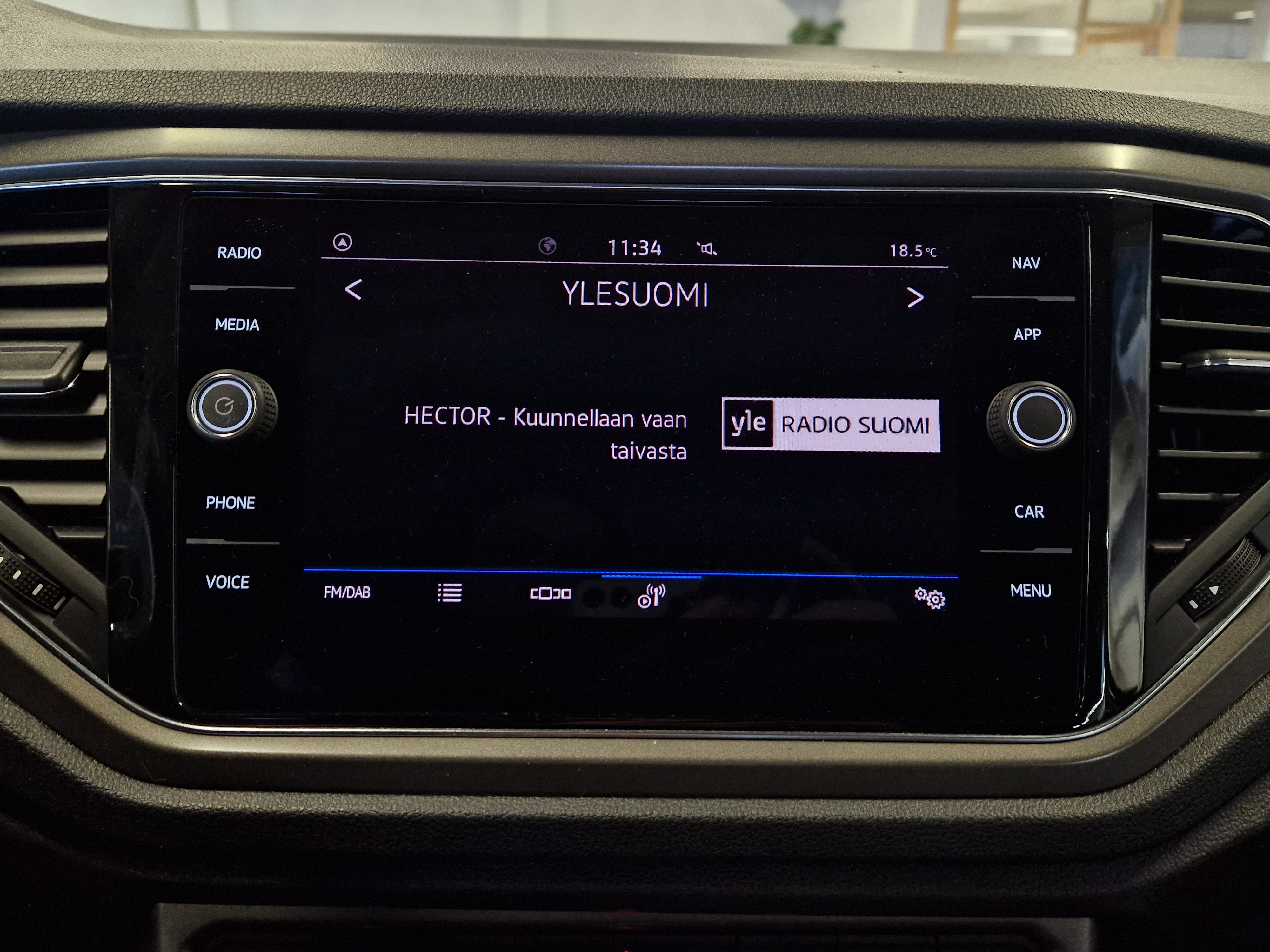 Volkswagen T-ROC STYLE 1,5 TSI EVO 110 KW DSG-AUTOMAATTI