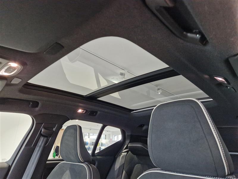 Volvo XC40 T5 TWE BUSINESS R-DESIGN AUT.TAKUU 24KK/40TKM