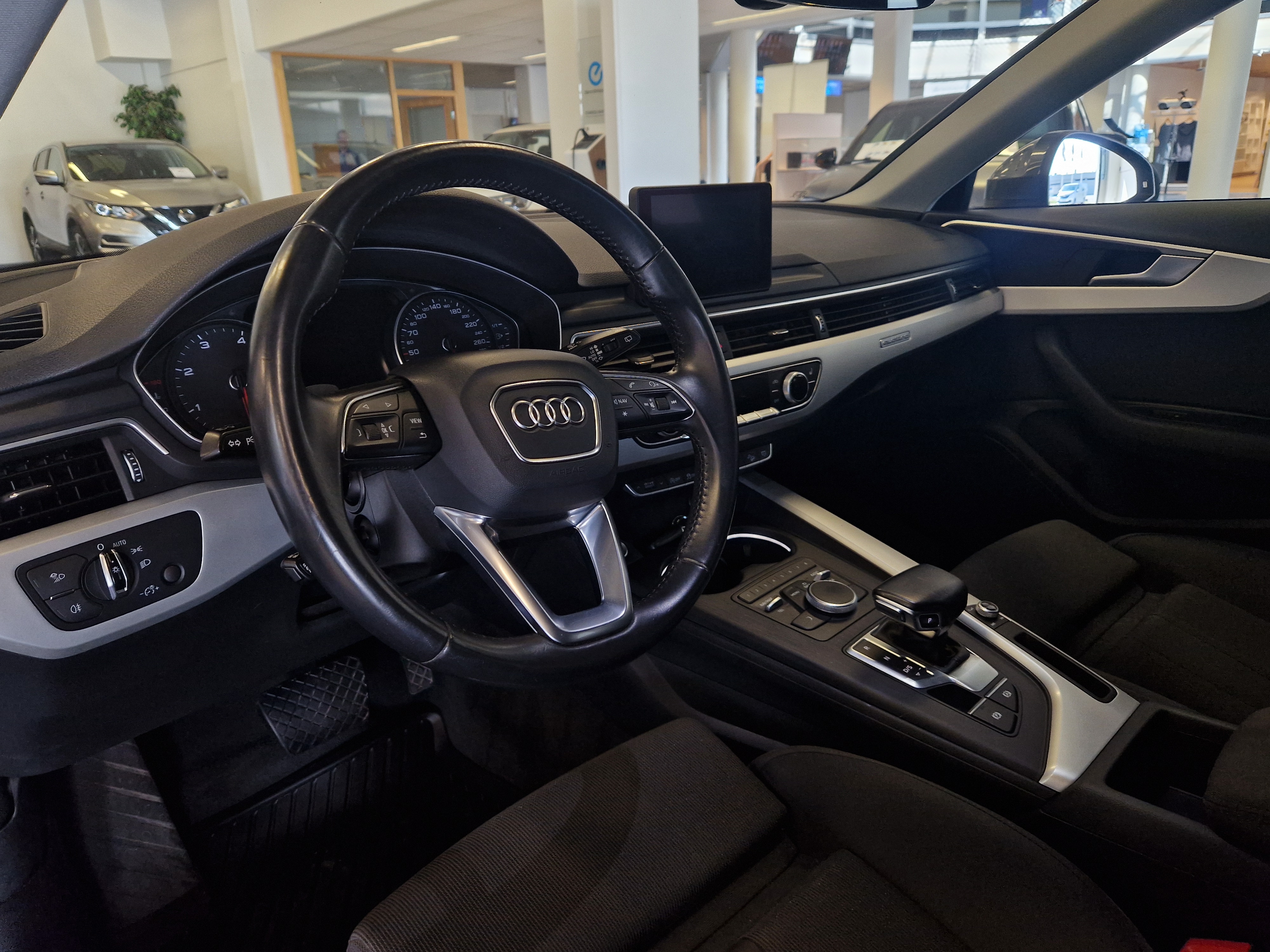 Audi A4 ALLROAD QUATTRO LAND OF QUATTRO 2,0 TDI 140 KW QUATTRO S TRONIC