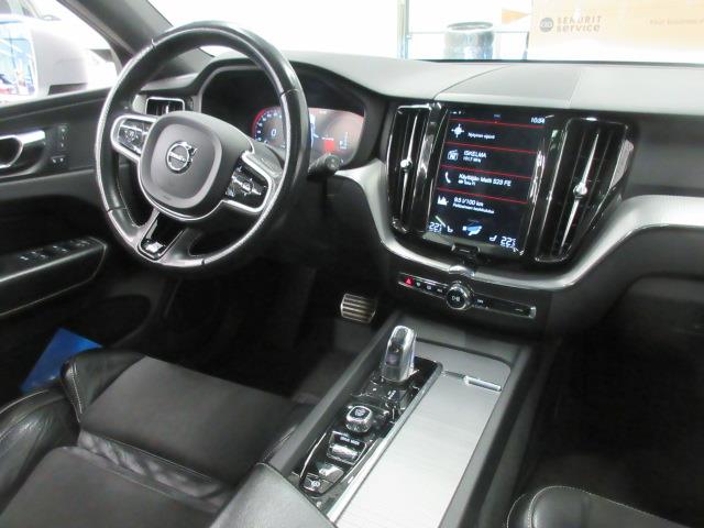 Volvo XC60 T8 AWD R-DESIGN AUT