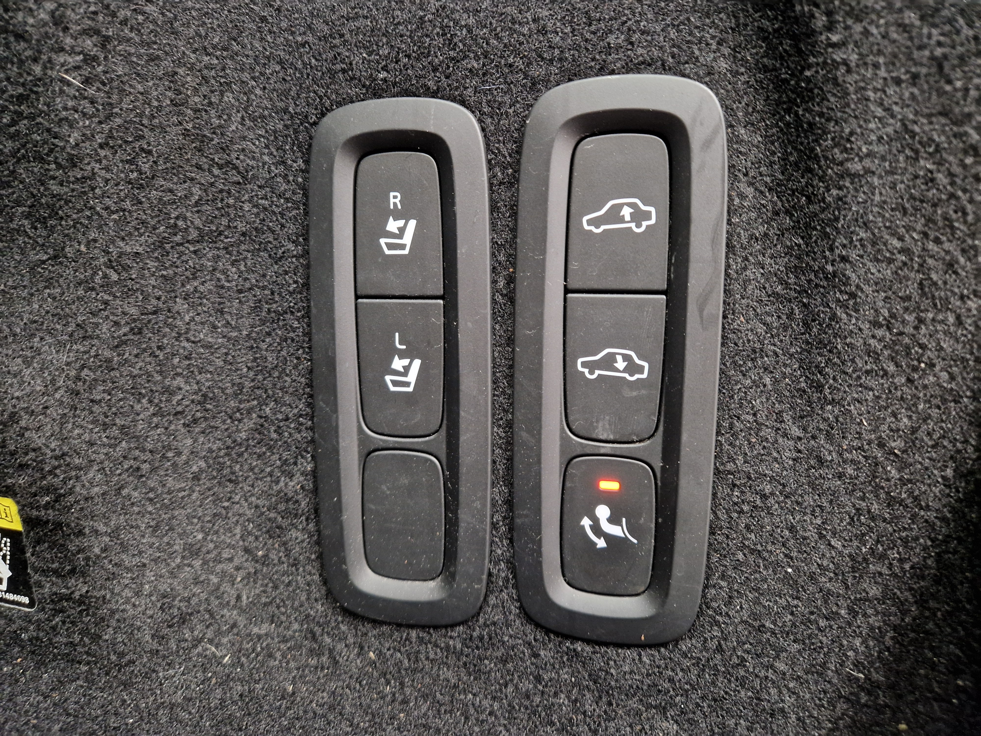 Volvo XC60 T8 AWD R-DESIGN AUT